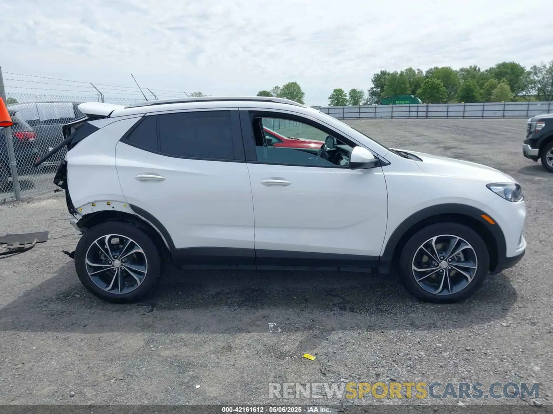 14 Photograph of a damaged car KL4MMDS27NB134327 BUICK ENCORE GX 2022