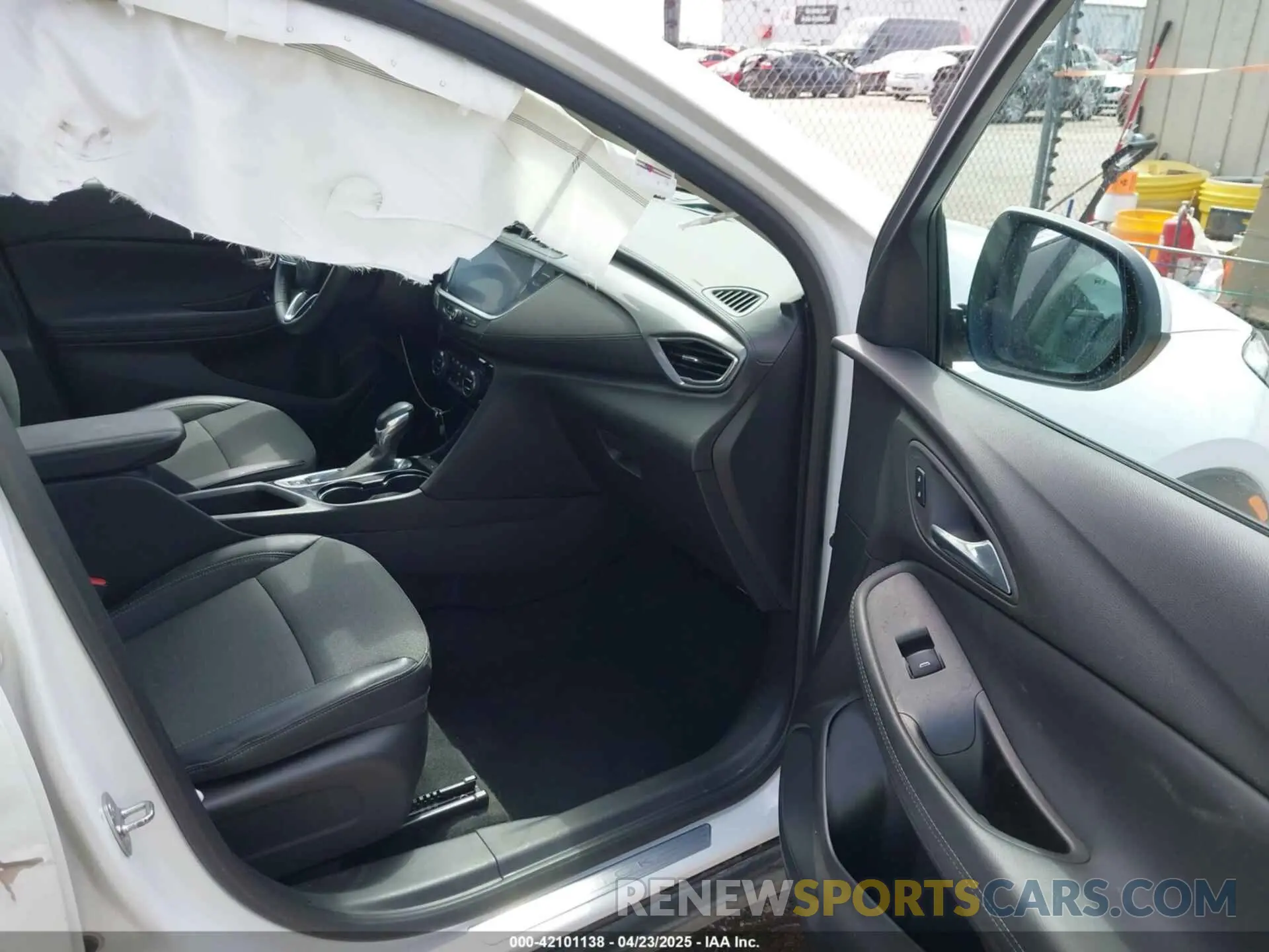 5 Фотография поврежденного автомобиля KL4MMDS28NB106259 BUICK ENCORE GX 2022