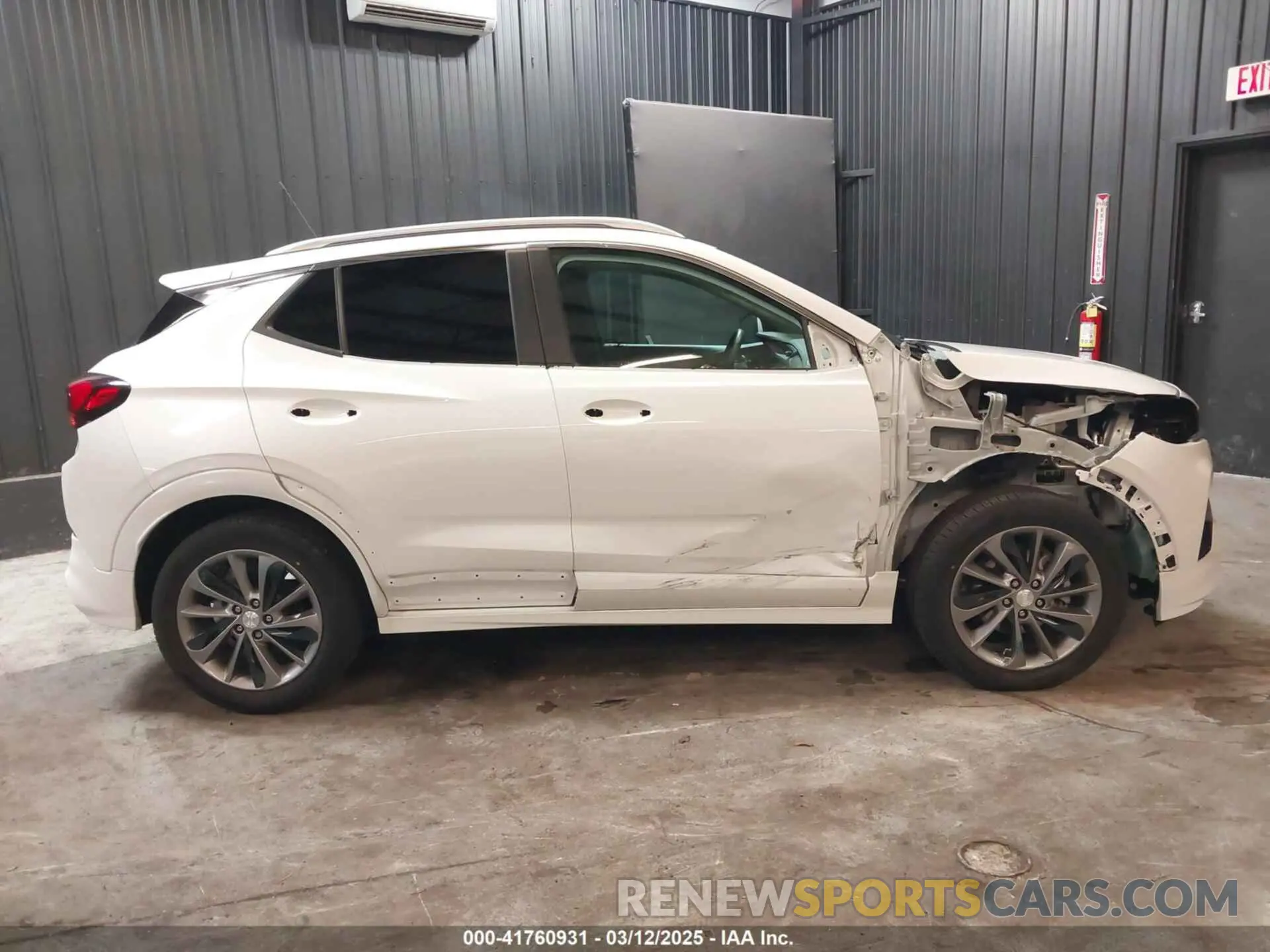 14 Фотография поврежденного автомобиля KL4MMDSL8NB144132 BUICK ENCORE GX 2022