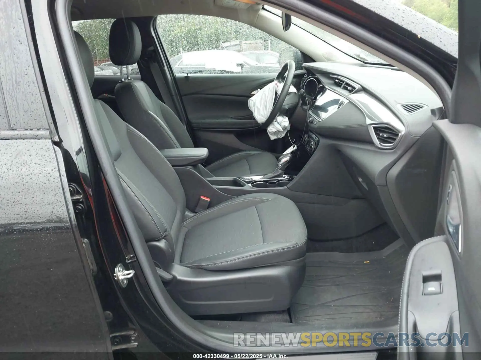 5 Photograph of a damaged car KL4MMESL2NB142172 BUICK ENCORE GX 2022