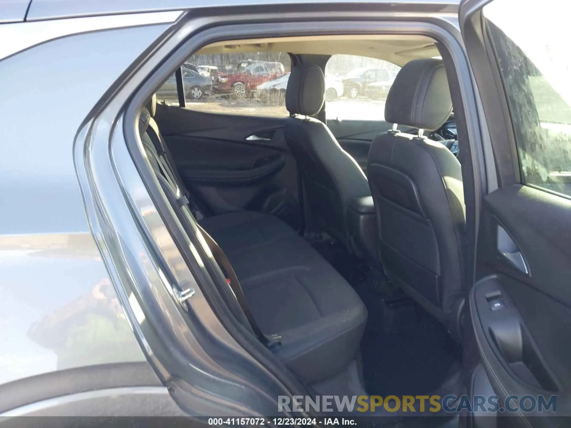 8 Photograph of a damaged car KL4MMESL5NB009681 BUICK ENCORE GX 2022