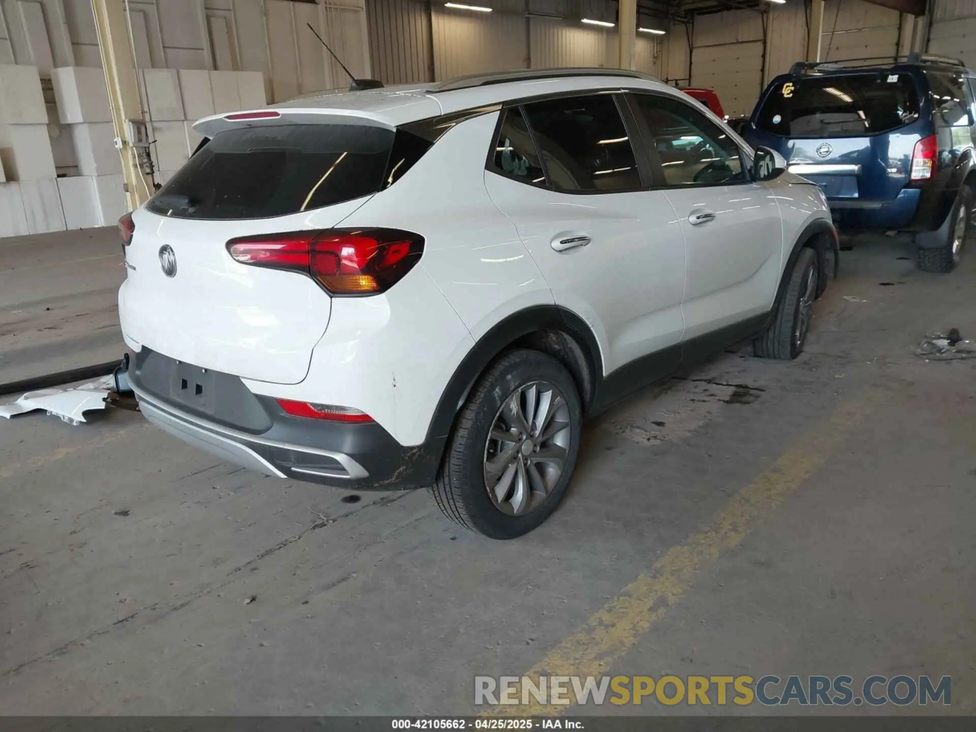 4 Фотография поврежденного автомобиля KL4MMESL9NB011479 BUICK ENCORE GX 2022