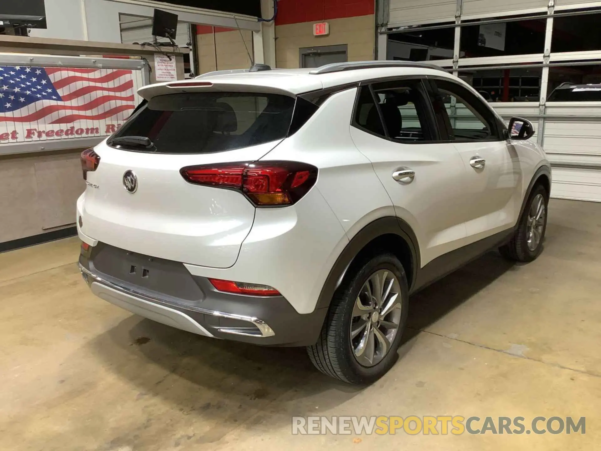1 Фотография поврежденного автомобиля KL4MMFSL5NB148148 BUICK ENCORE GX 2022