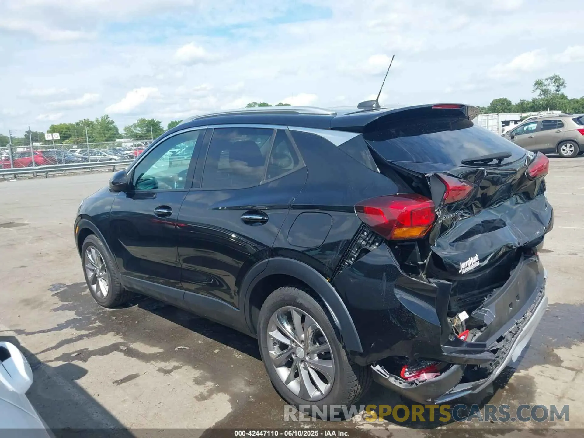 14 Фотография поврежденного автомобиля KL4MMFSL9NB021452 BUICK ENCORE GX 2022