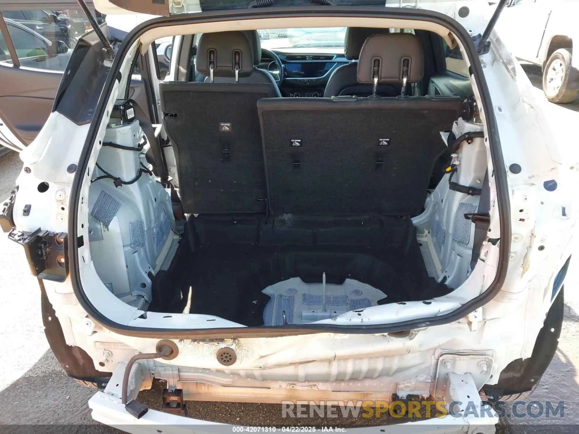 18 Photograph of a damaged car KL4MMBS22PB134758 BUICK ENCORE GX 2023