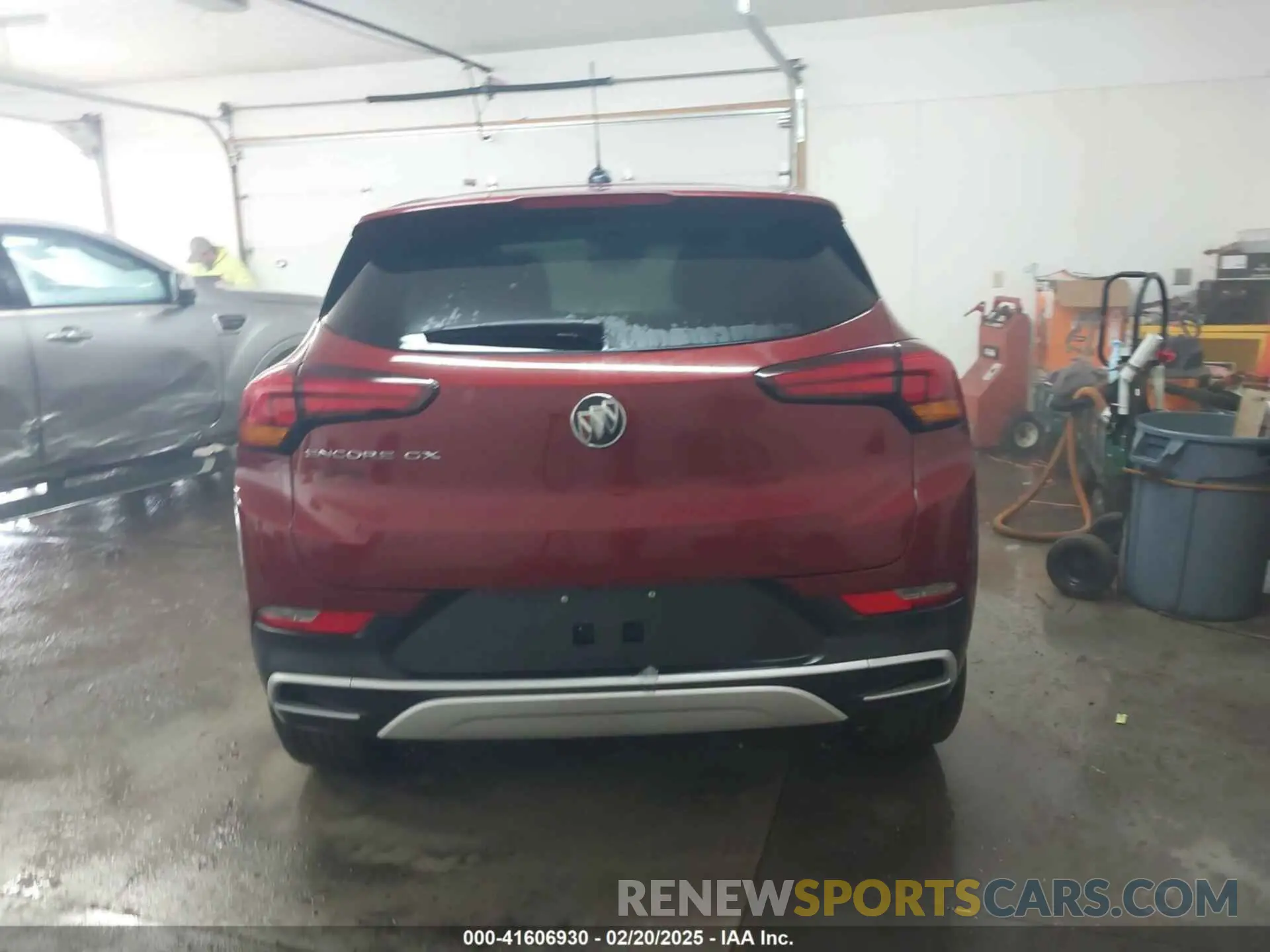 16 Фотография поврежденного автомобиля KL4MMBS23PB116978 BUICK ENCORE GX 2023