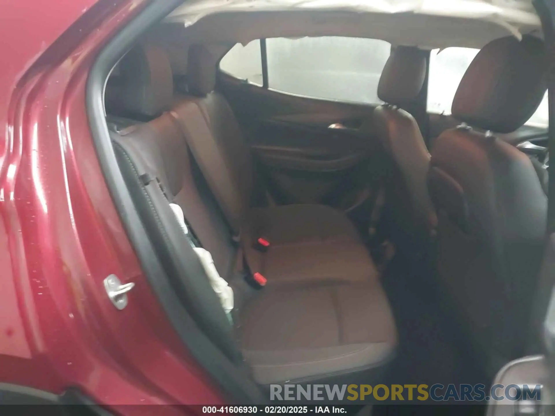 8 Фотография поврежденного автомобиля KL4MMBS23PB116978 BUICK ENCORE GX 2023