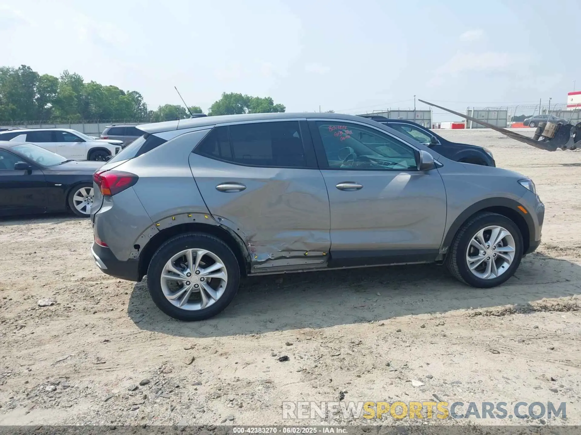 6 Фотография поврежденного автомобиля KL4MMBS28PB145618 BUICK ENCORE GX 2023