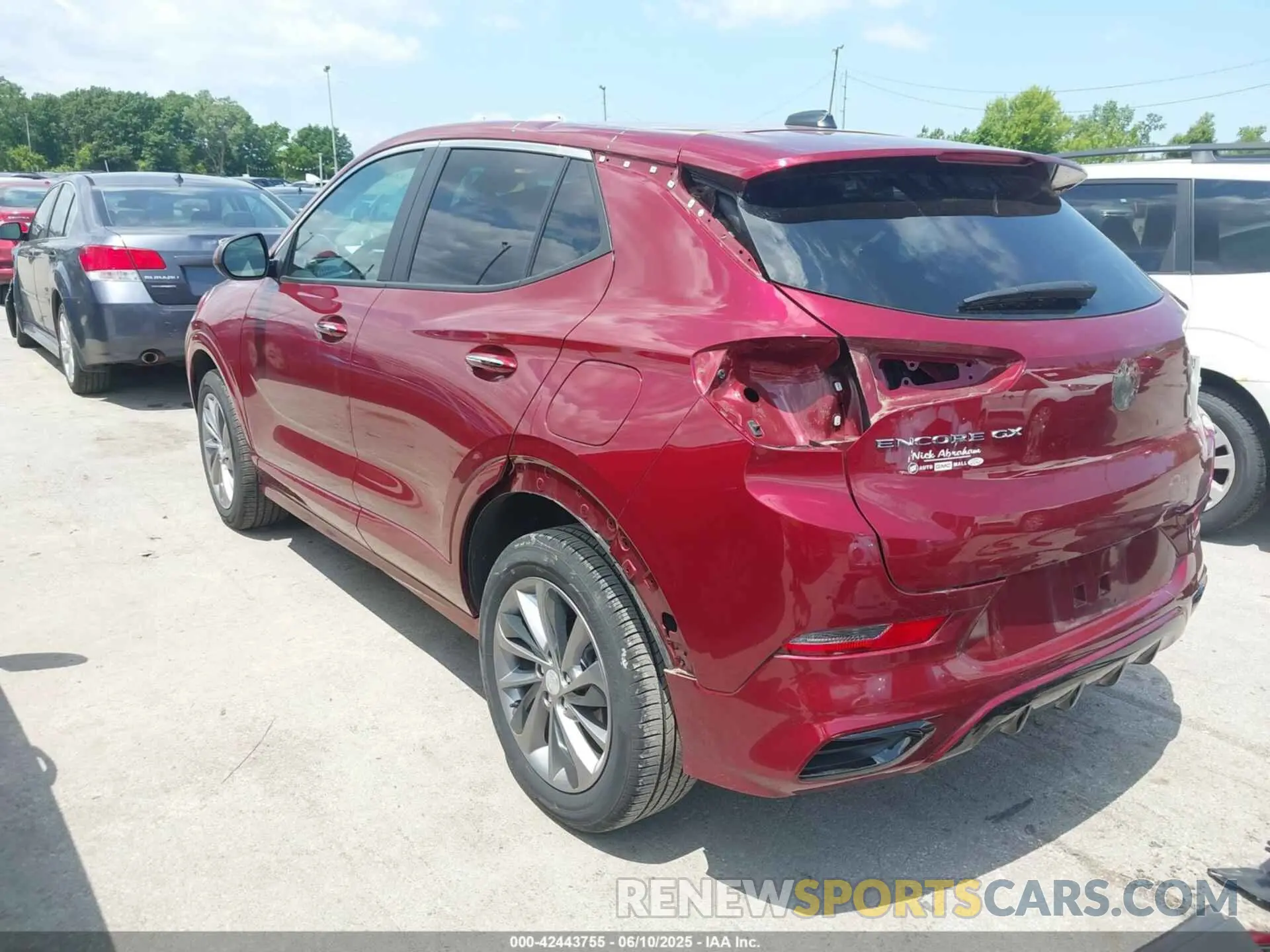 3 Фотография поврежденного автомобиля KL4MMDS26PB097855 BUICK ENCORE GX 2023
