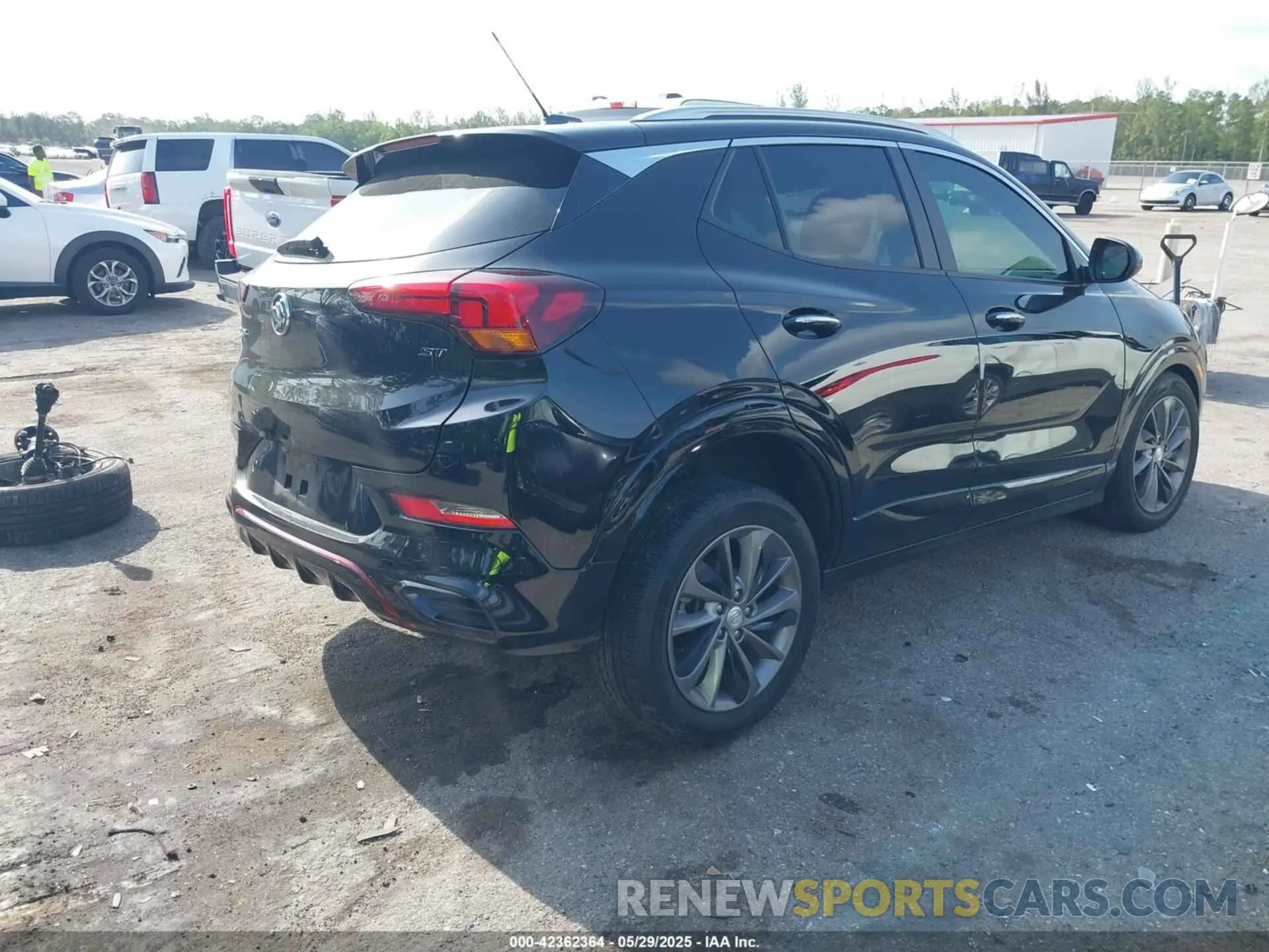 4 Фотография поврежденного автомобиля KL4MMDSL1PB124551 BUICK ENCORE GX 2023