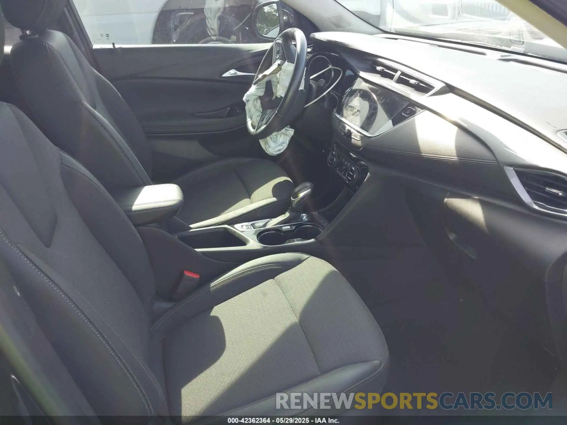 5 Фотография поврежденного автомобиля KL4MMDSL1PB124551 BUICK ENCORE GX 2023
