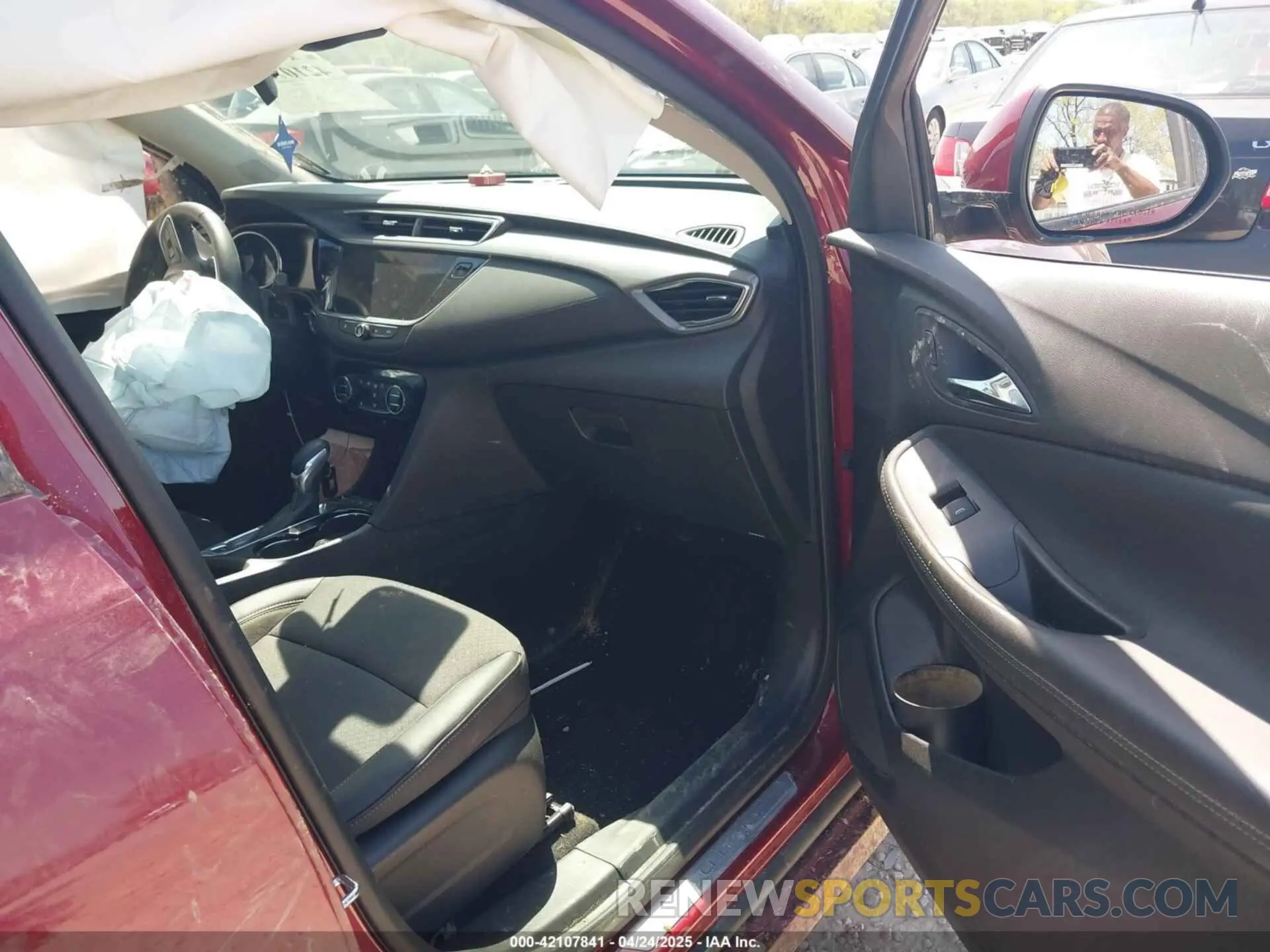 5 Фотография поврежденного автомобиля KL4MMESL9PB094544 BUICK ENCORE GX 2023