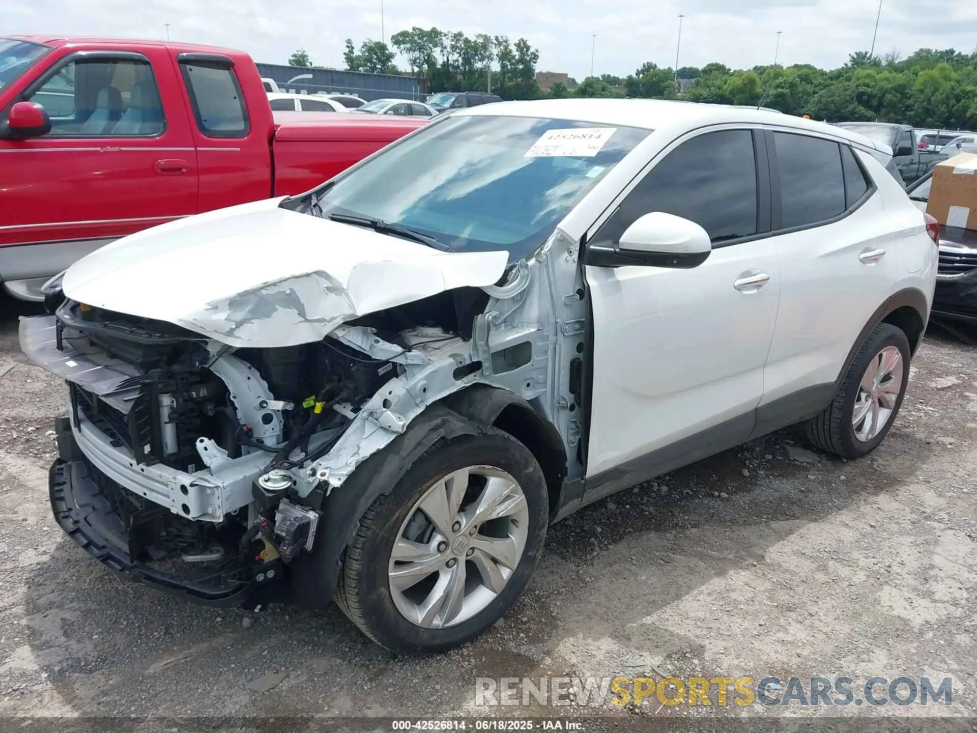 2 Фотография поврежденного автомобиля KL4AMCSL0RB167004 BUICK ENCORE GX 2024