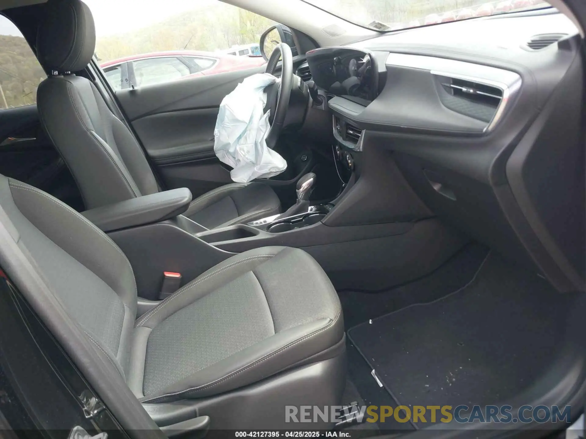 5 Фотография поврежденного автомобиля KL4AMCSL2RB182605 BUICK ENCORE GX 2024