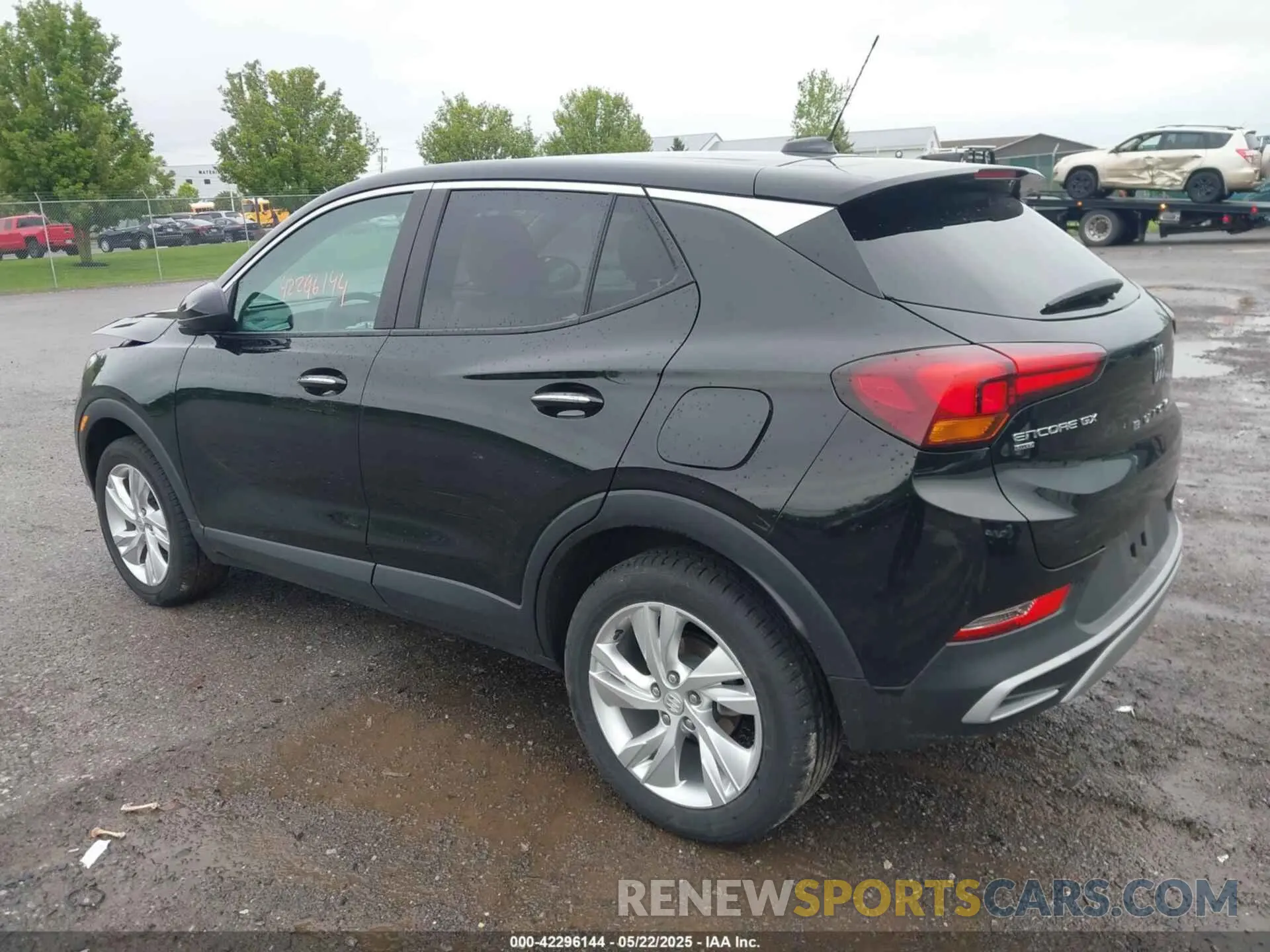 3 Фотография поврежденного автомобиля KL4AMCSL3RB141383 BUICK ENCORE GX 2024