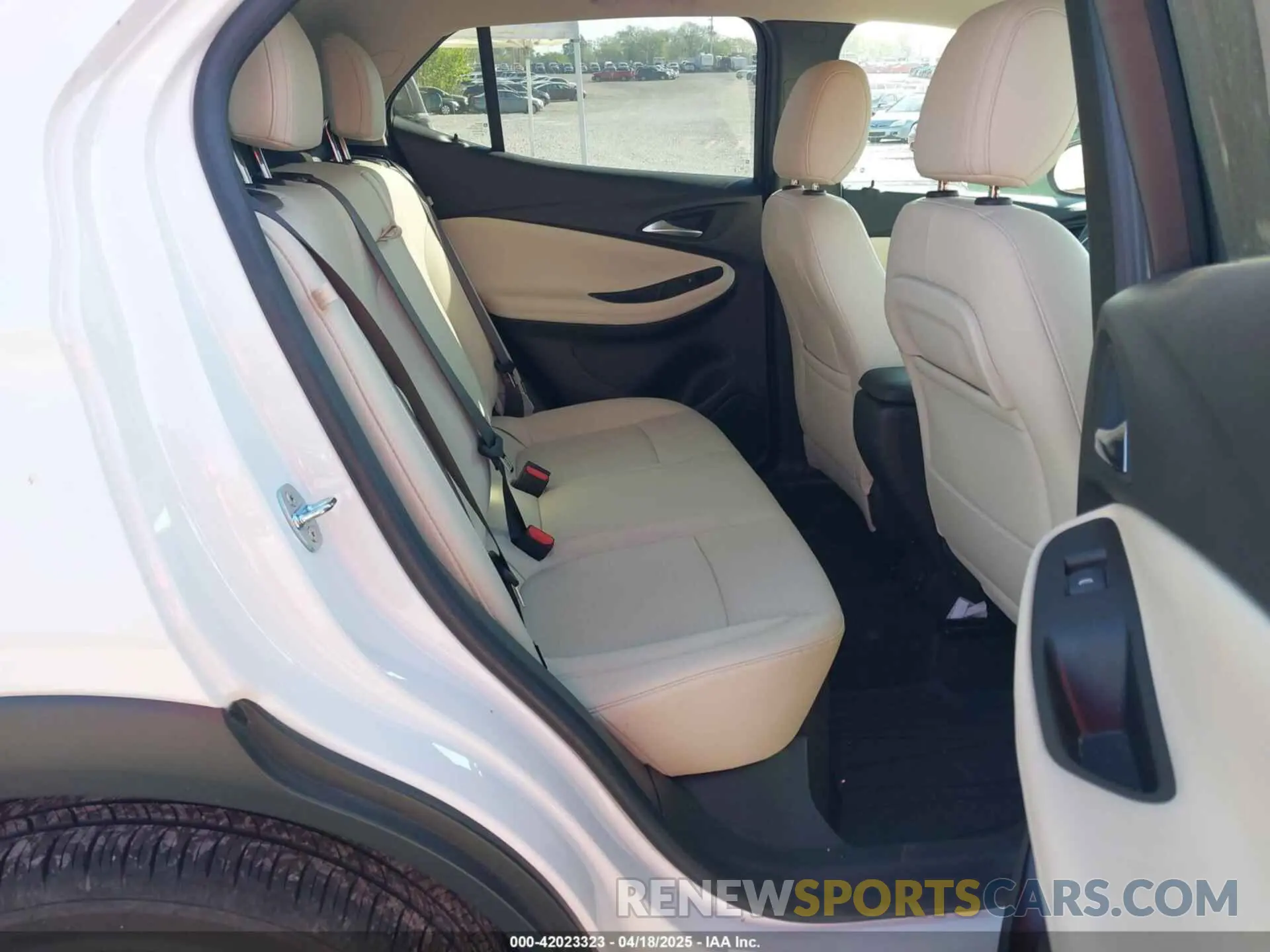 8 Фотография поврежденного автомобиля KL4AMCSL4RB003173 BUICK ENCORE GX 2024