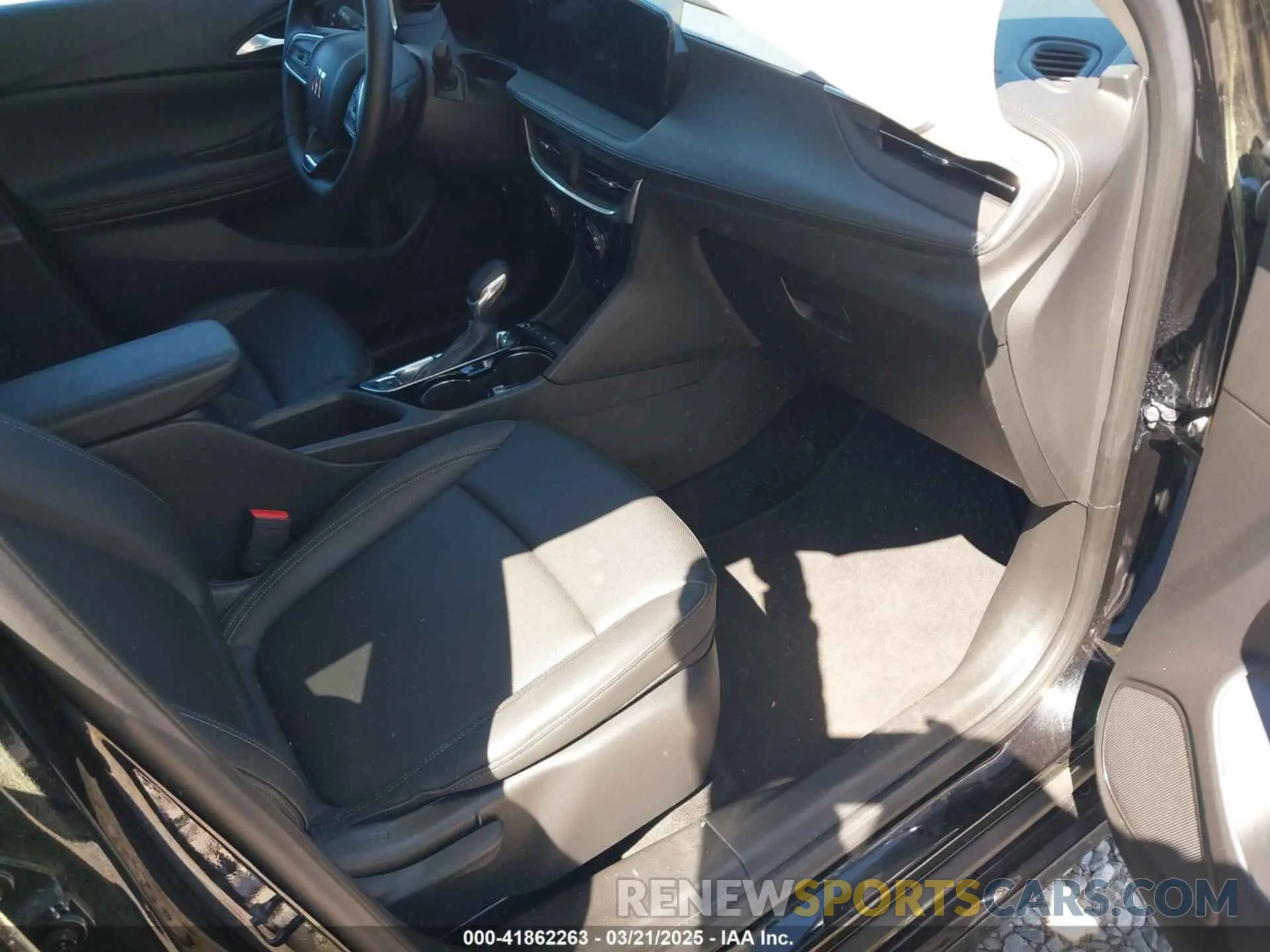 5 Фотография поврежденного автомобиля KL4AMESL2RB160065 BUICK ENCORE GX 2024