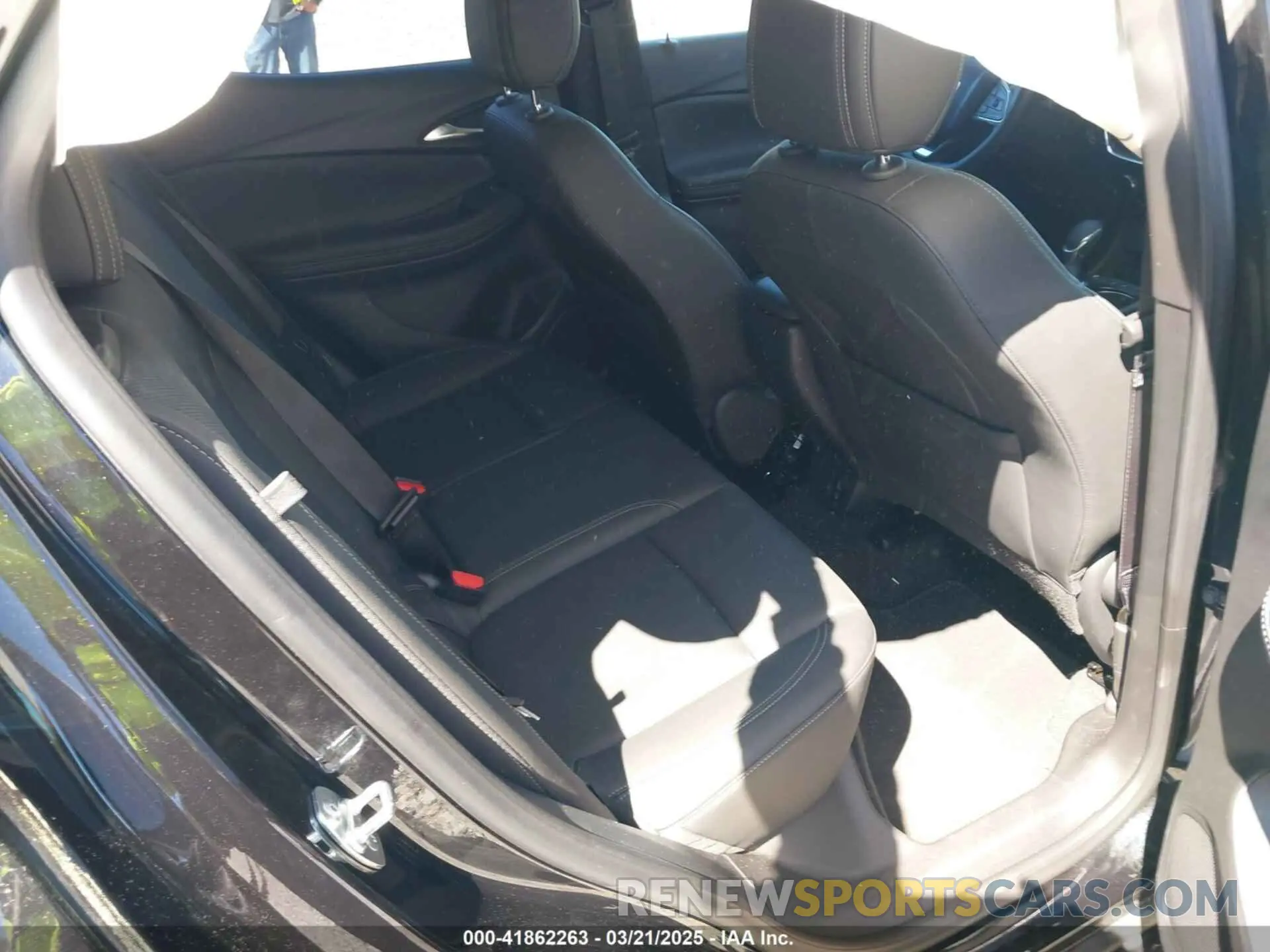 8 Фотография поврежденного автомобиля KL4AMESL2RB160065 BUICK ENCORE GX 2024