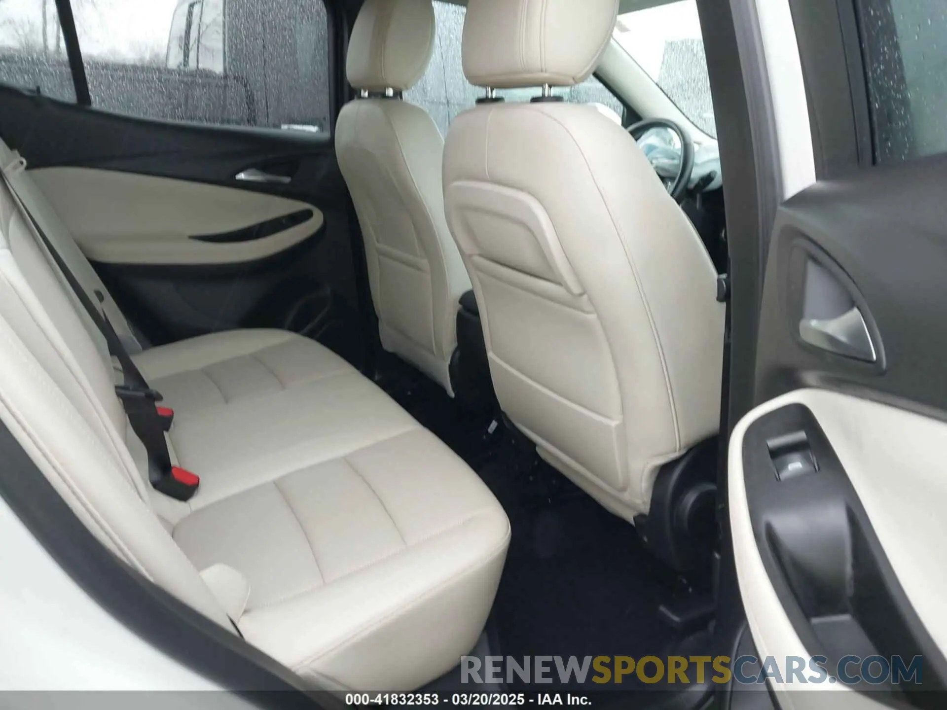 8 Фотография поврежденного автомобиля KL4AMGSL6RB018247 BUICK ENCORE GX 2024