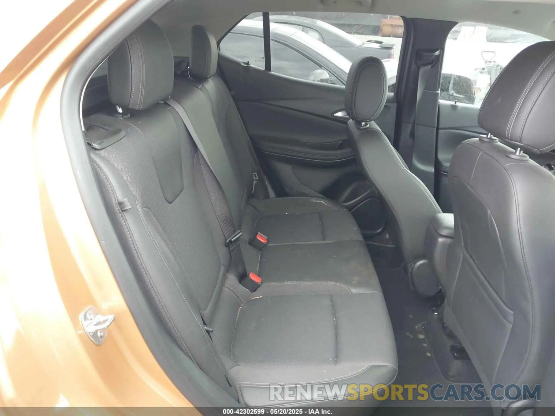 8 Фотография поврежденного автомобиля KL4AMBSP1SB016952 BUICK ENCORE GX 2025