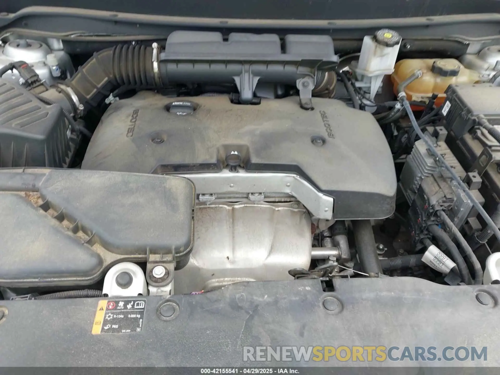 10 Photograph of a damaged car LRBFX1SA5KD111574 BUICK ENVISION 2019