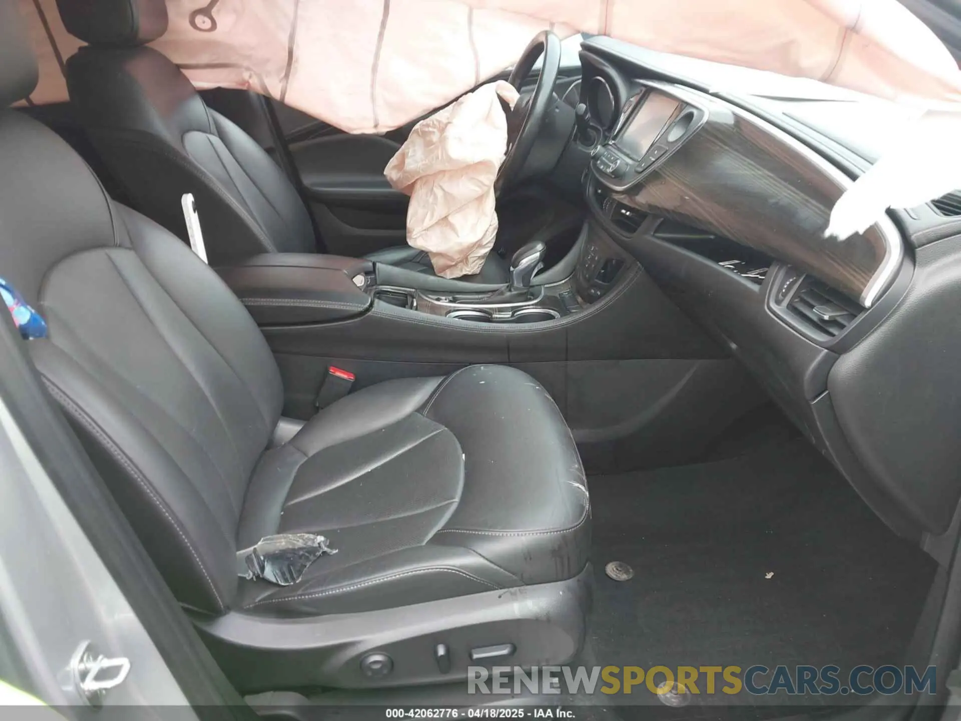5 Фотография поврежденного автомобиля LRBFX2SA2KD005461 BUICK ENVISION 2019