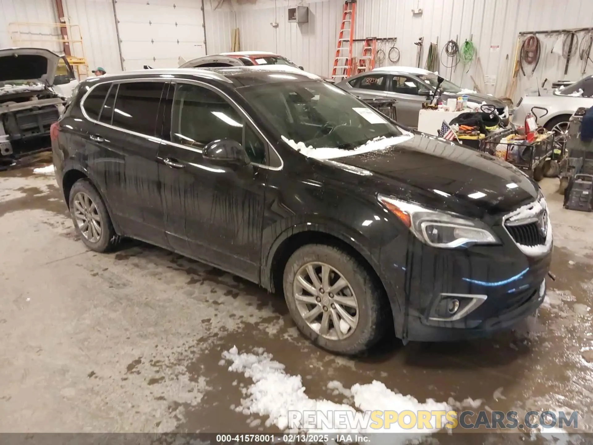 1 Фотография поврежденного автомобиля LRBFX2SA5KD042858 BUICK ENVISION 2019