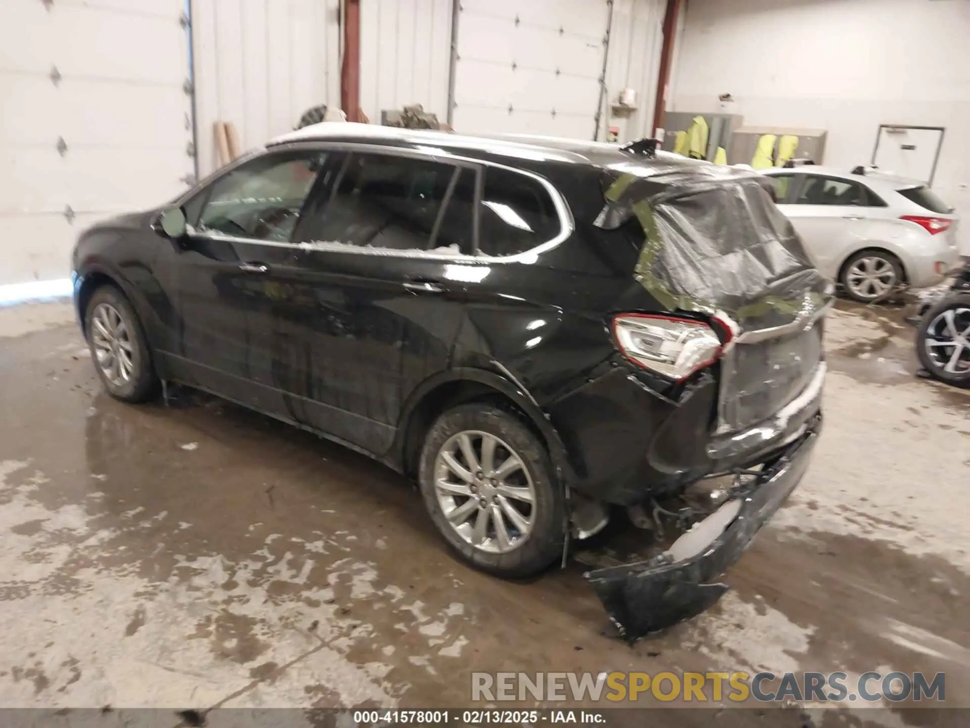 3 Фотография поврежденного автомобиля LRBFX2SA5KD042858 BUICK ENVISION 2019