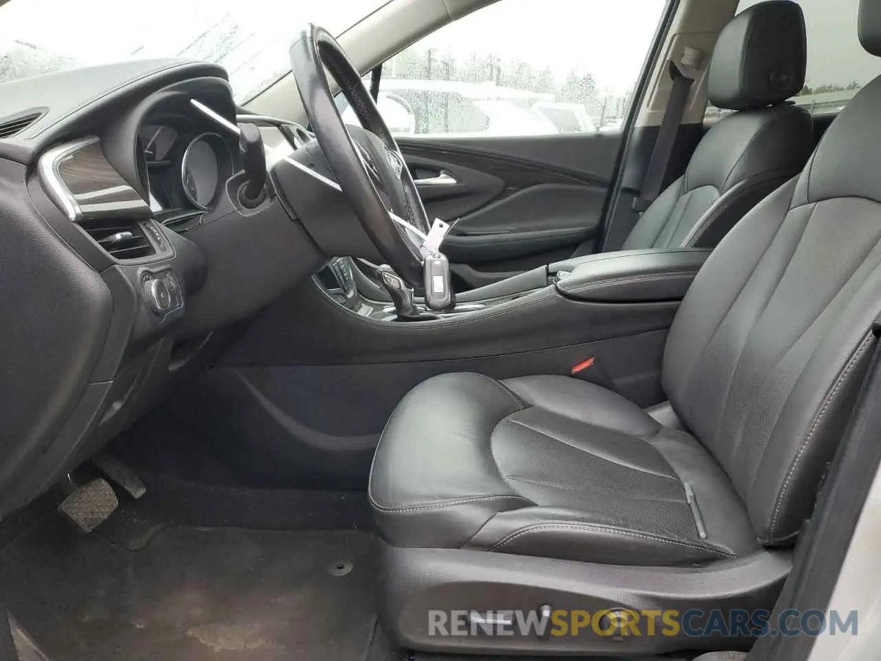 7 Фотография поврежденного автомобиля LRBFX2SA8KD004248 BUICK ENVISION 2019