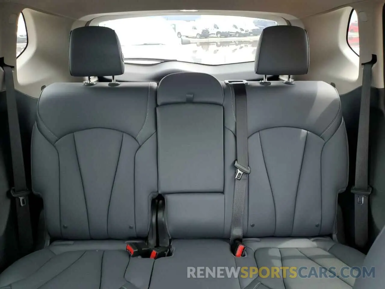 10 Photograph of a damaged car LRBFX2SA9KD042796 BUICK ENVISION 2019