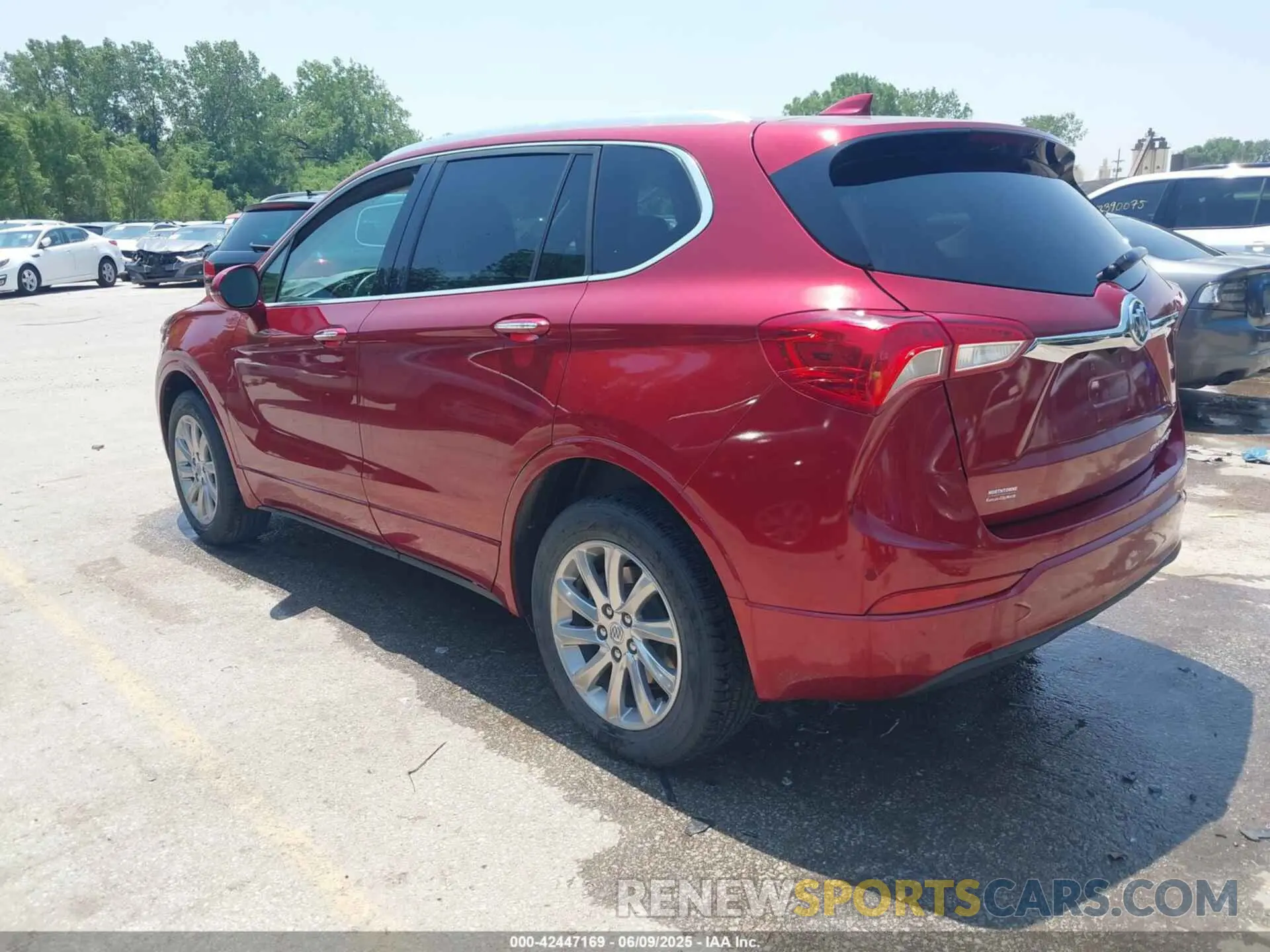 3 Photograph of a damaged car LRBFX2SA9KD128092 BUICK ENVISION 2019