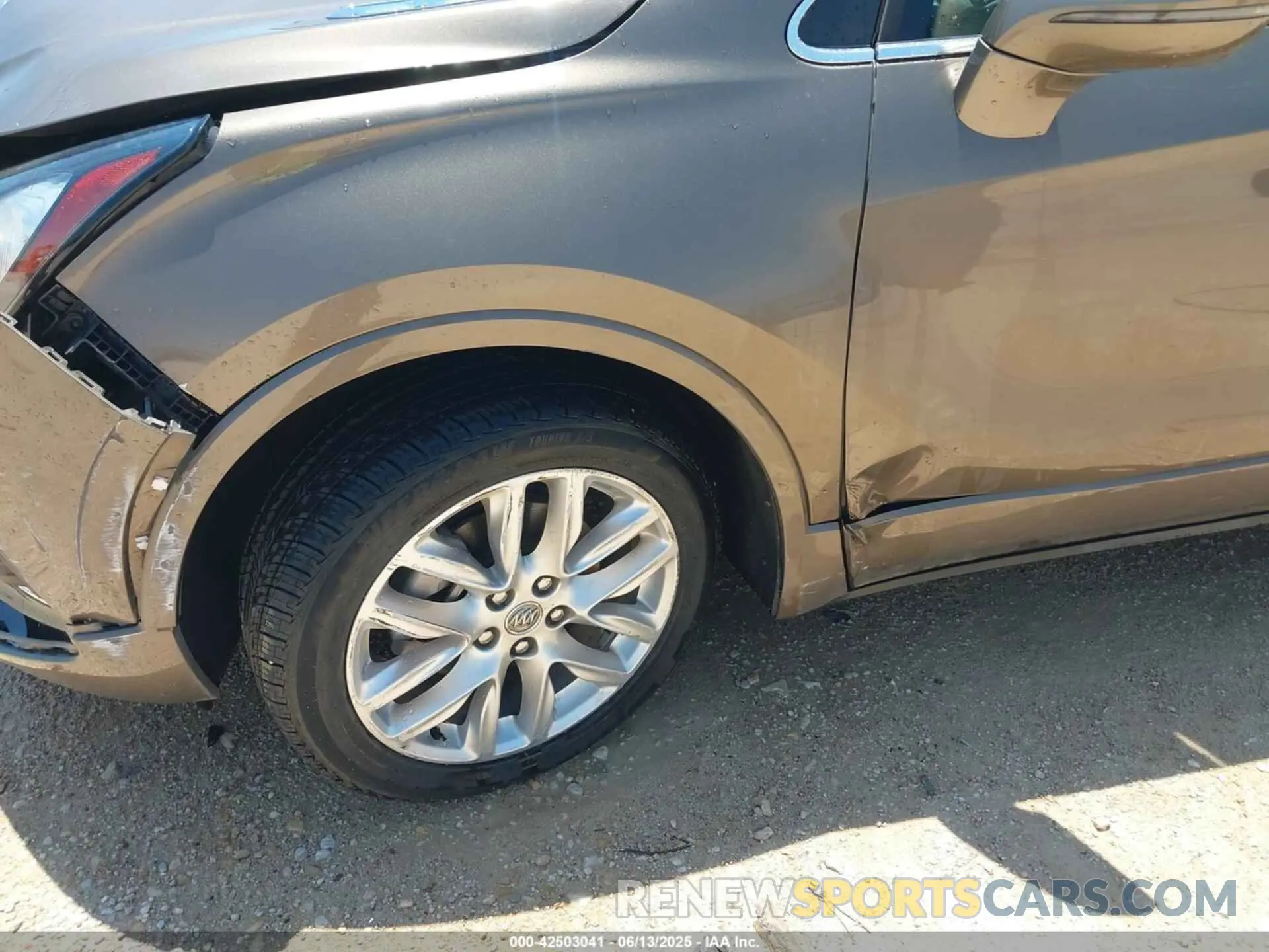 19 Photograph of a damaged car LRBFX3SX4KD007061 BUICK ENVISION 2019