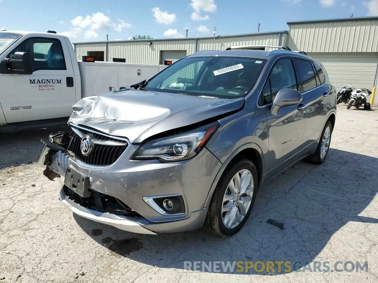 1 Фотография поврежденного автомобиля LRBFX3SX7KD012142 BUICK ENVISION 2019