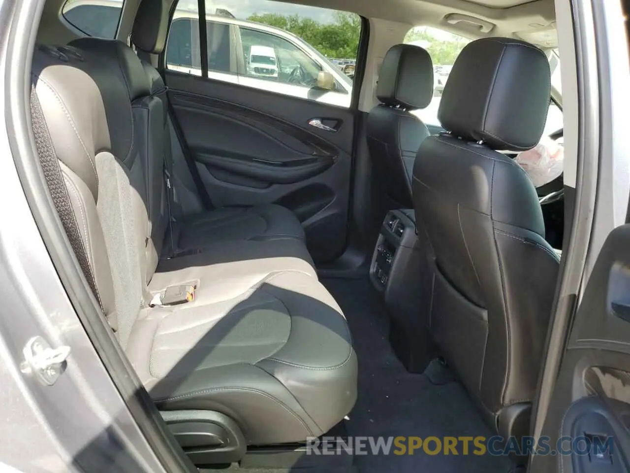 11 Фотография поврежденного автомобиля LRBFX3SX7KD012142 BUICK ENVISION 2019