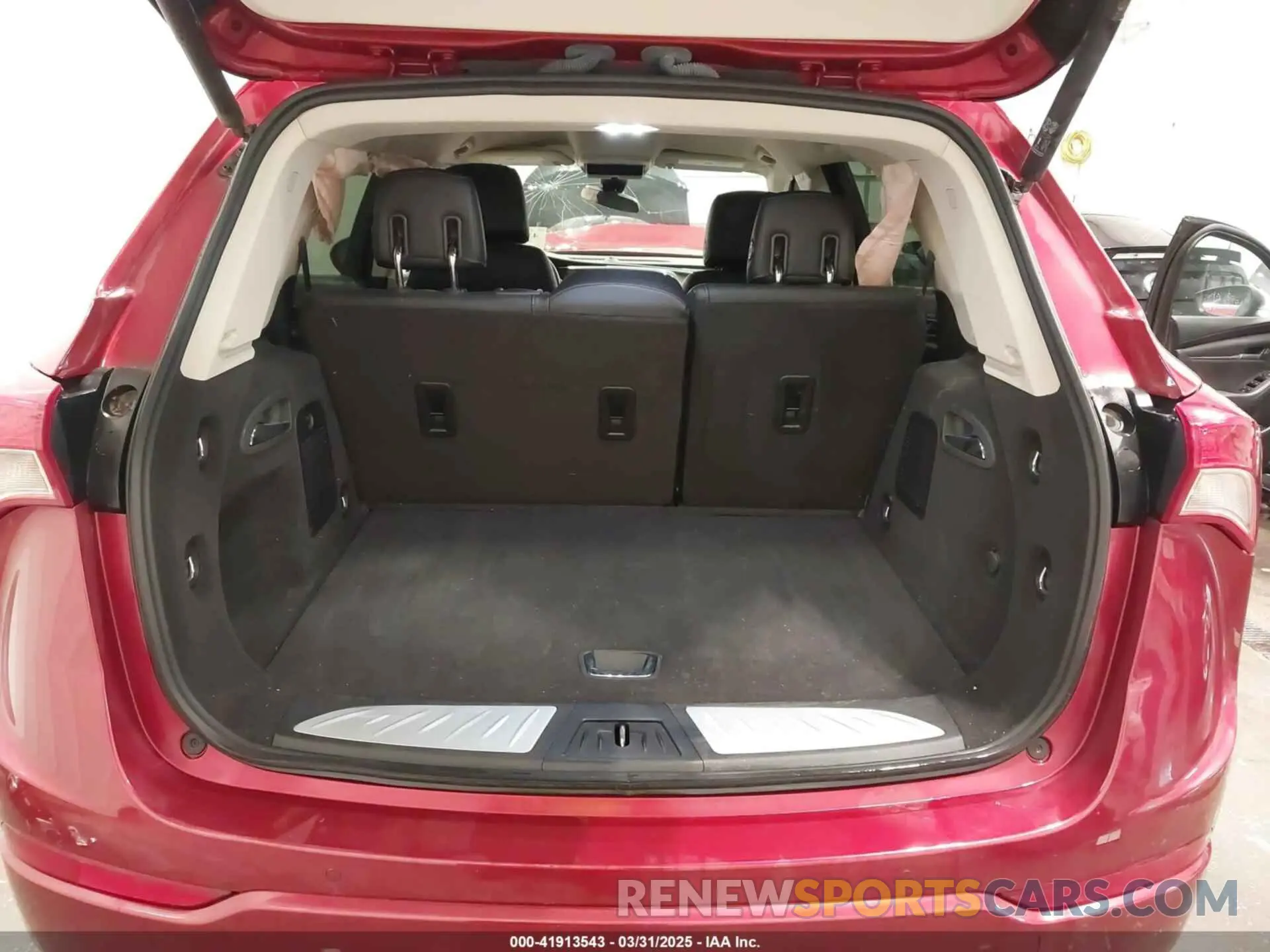 18 Photograph of a damaged car LRBFX3SX7KD039728 BUICK ENVISION 2019