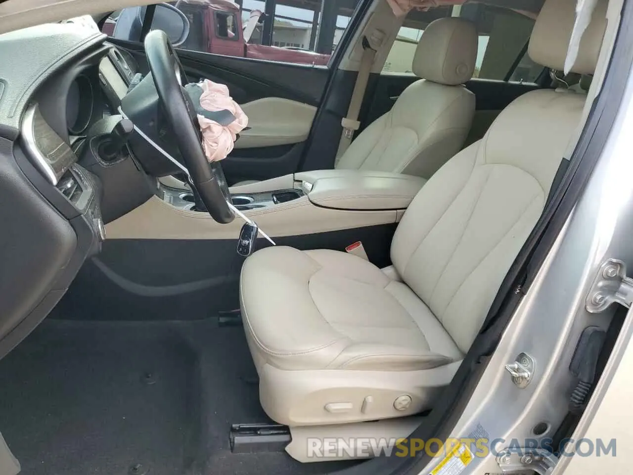 7 Фотография поврежденного автомобиля LRBFXBSA4KD091615 BUICK ENVISION 2019
