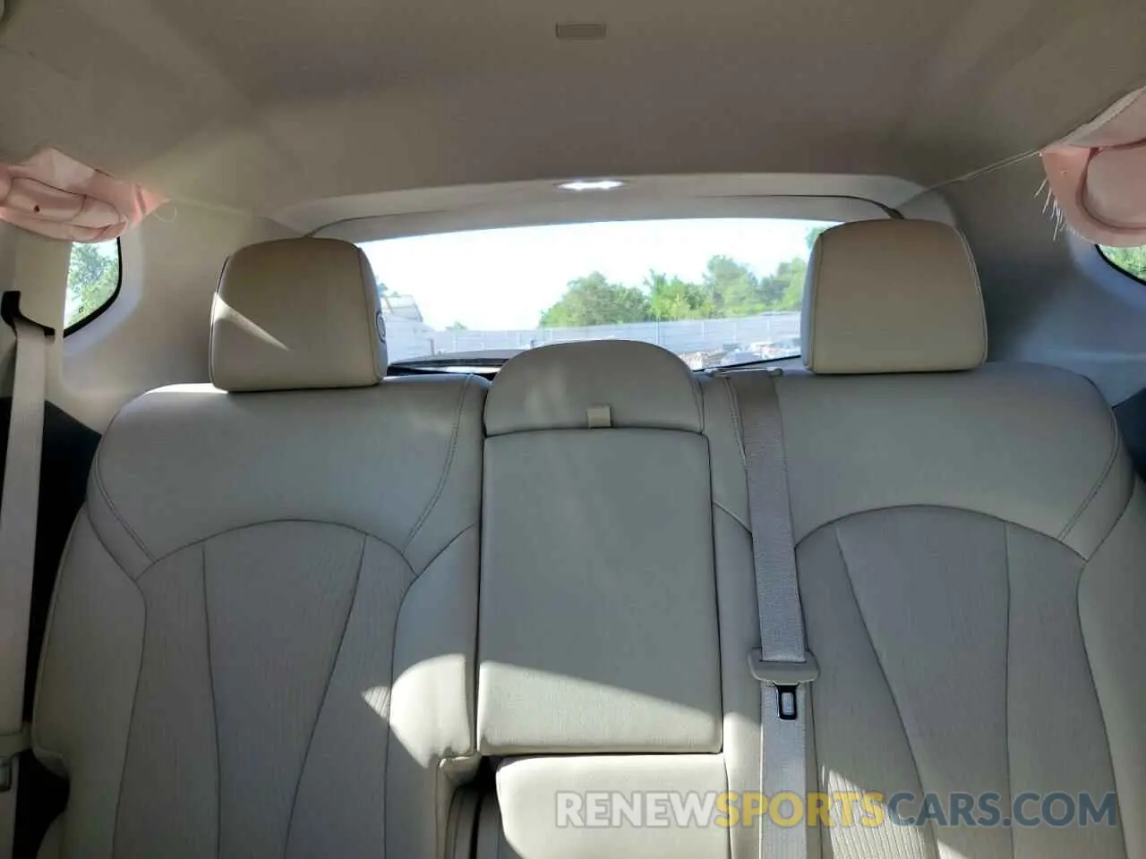 10 Фотография поврежденного автомобиля LRBFXBSAXKD128957 BUICK ENVISION 2019