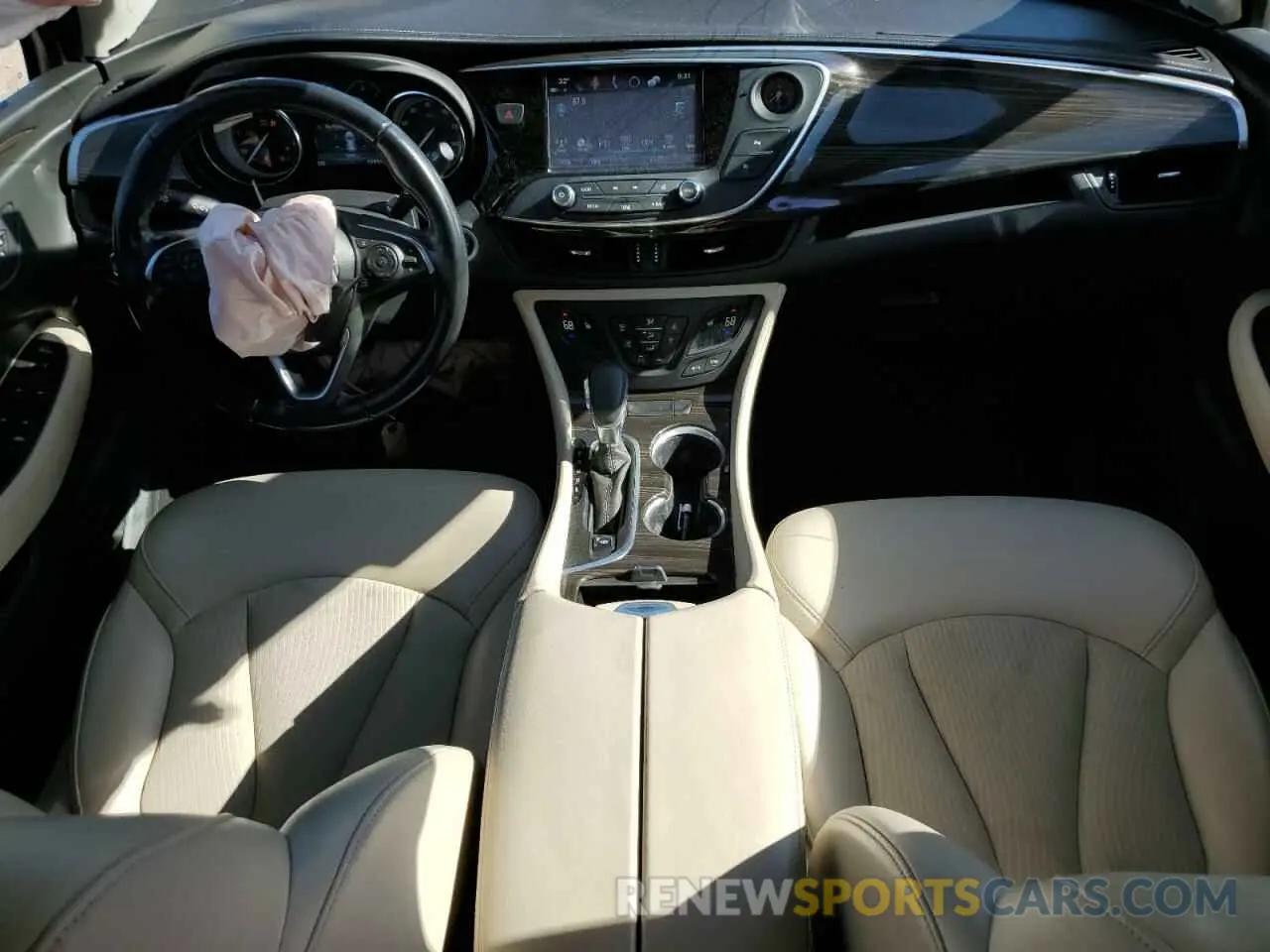 8 Фотография поврежденного автомобиля LRBFXBSAXKD128957 BUICK ENVISION 2019