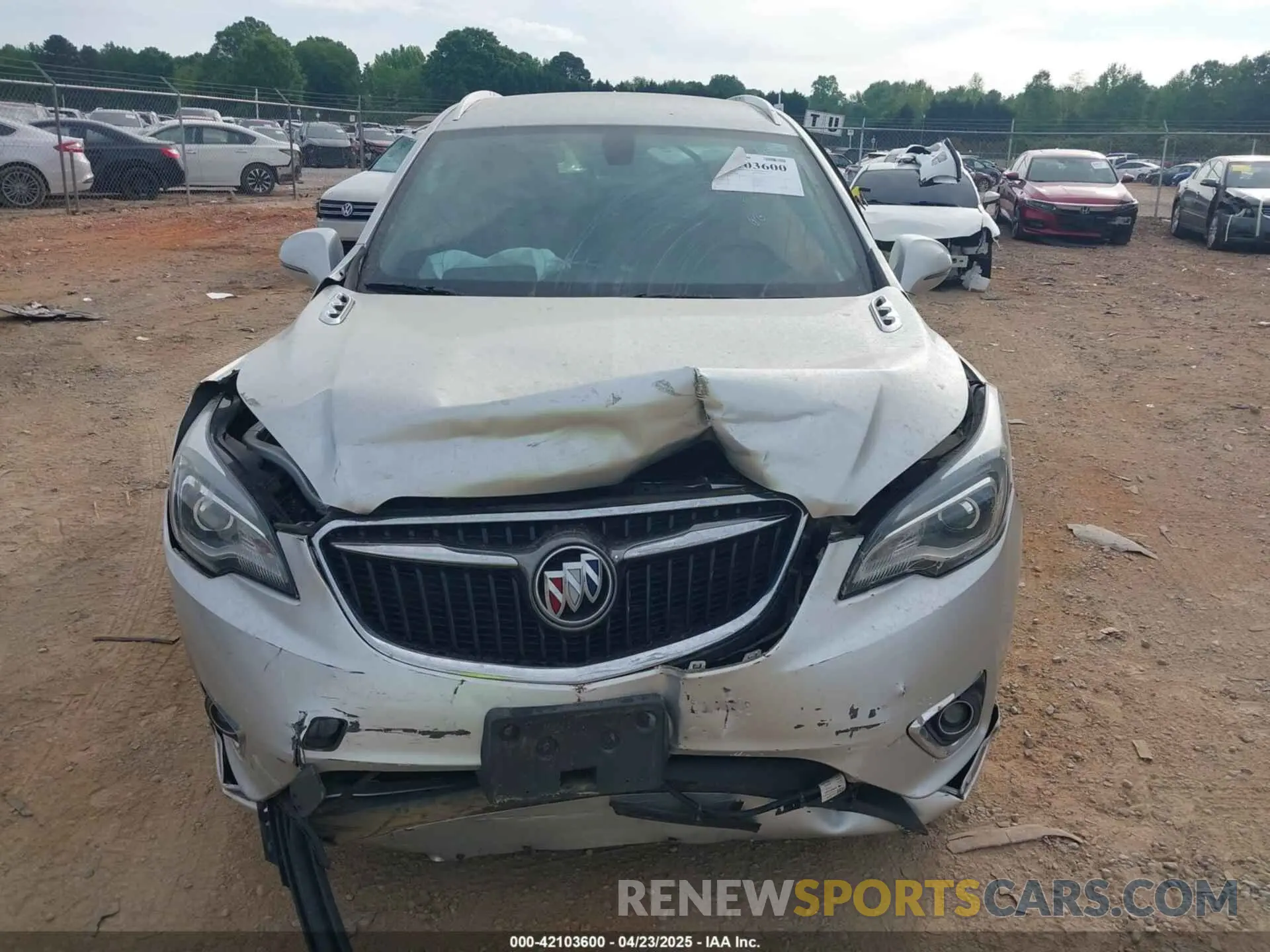 12 Фотография поврежденного автомобиля LRBFXCSA0KD002807 BUICK ENVISION 2019