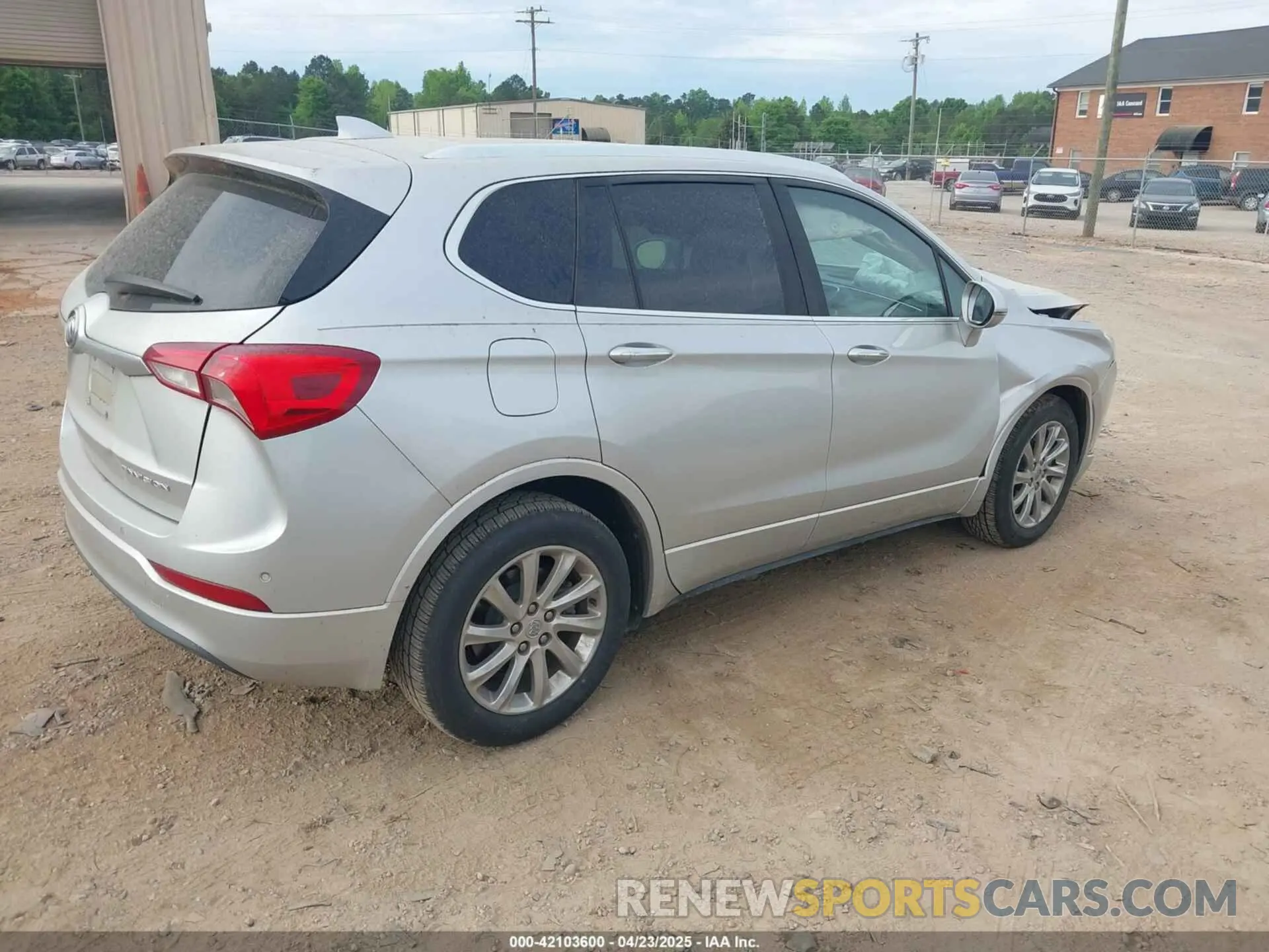 4 Фотография поврежденного автомобиля LRBFXCSA0KD002807 BUICK ENVISION 2019