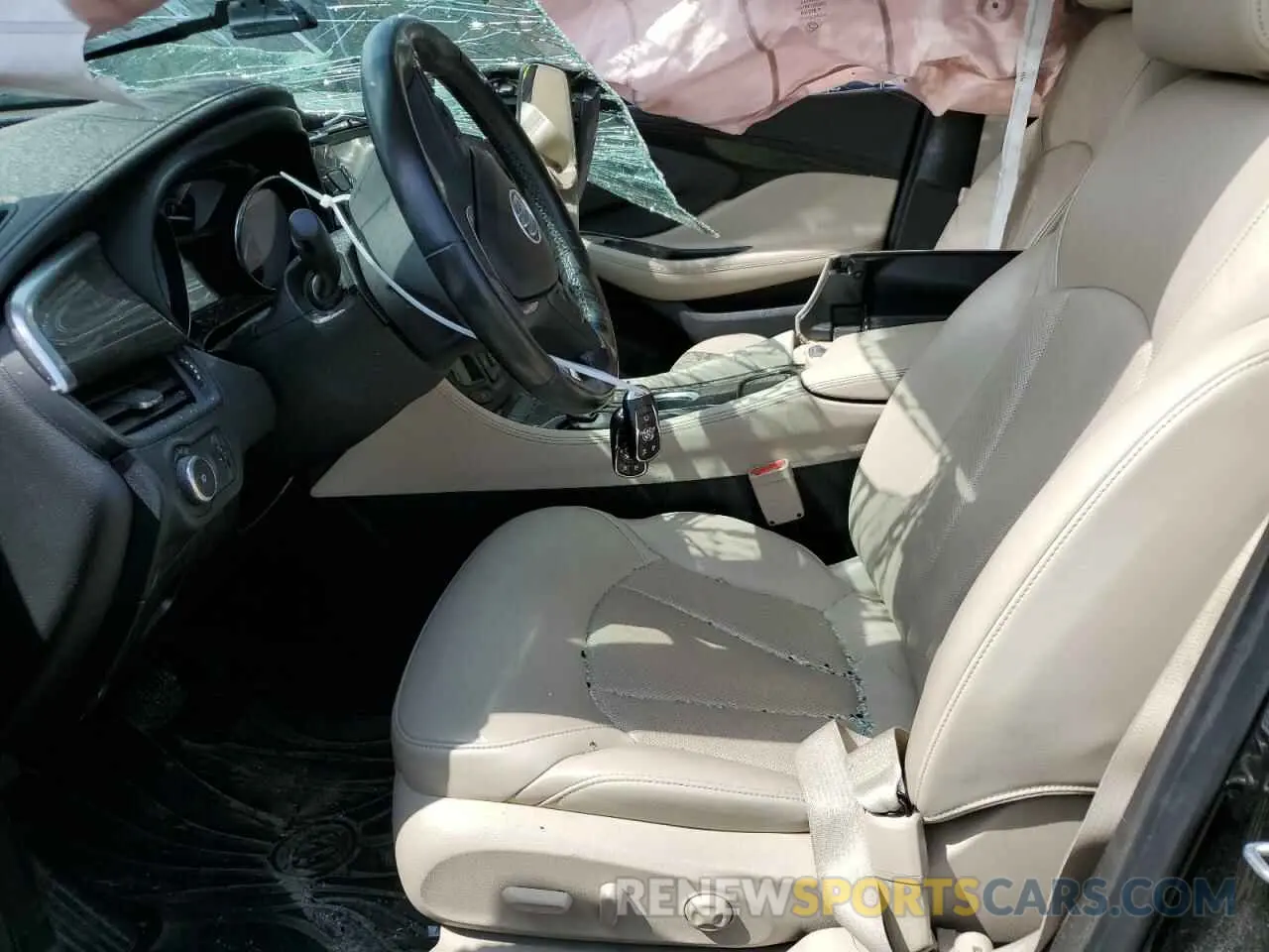 7 Фотография поврежденного автомобиля LRBFXCSA0KD121196 BUICK ENVISION 2019