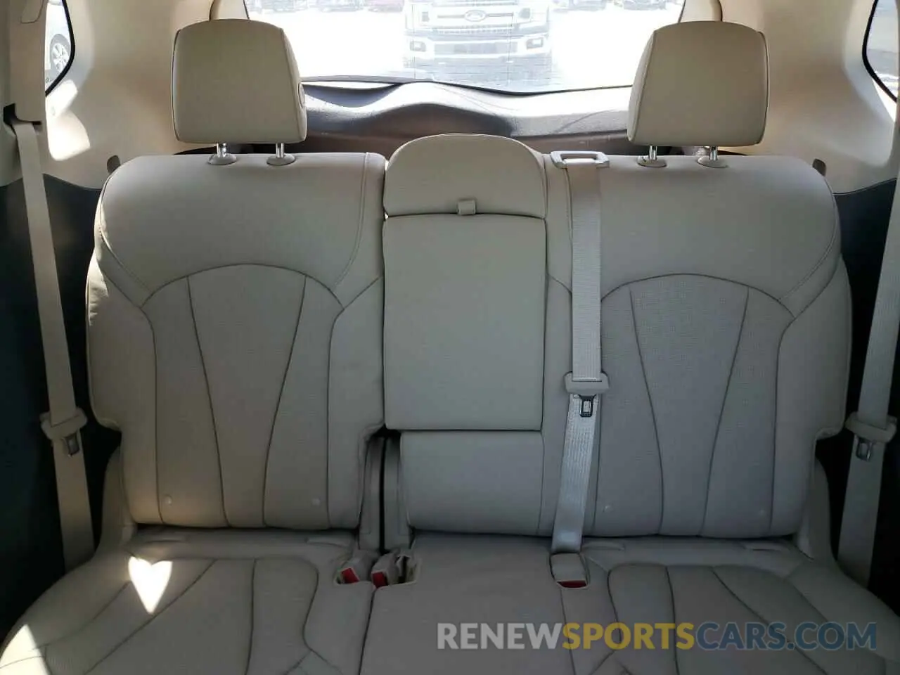 10 Photograph of a damaged car LRBFXCSA1KD020782 BUICK ENVISION 2019