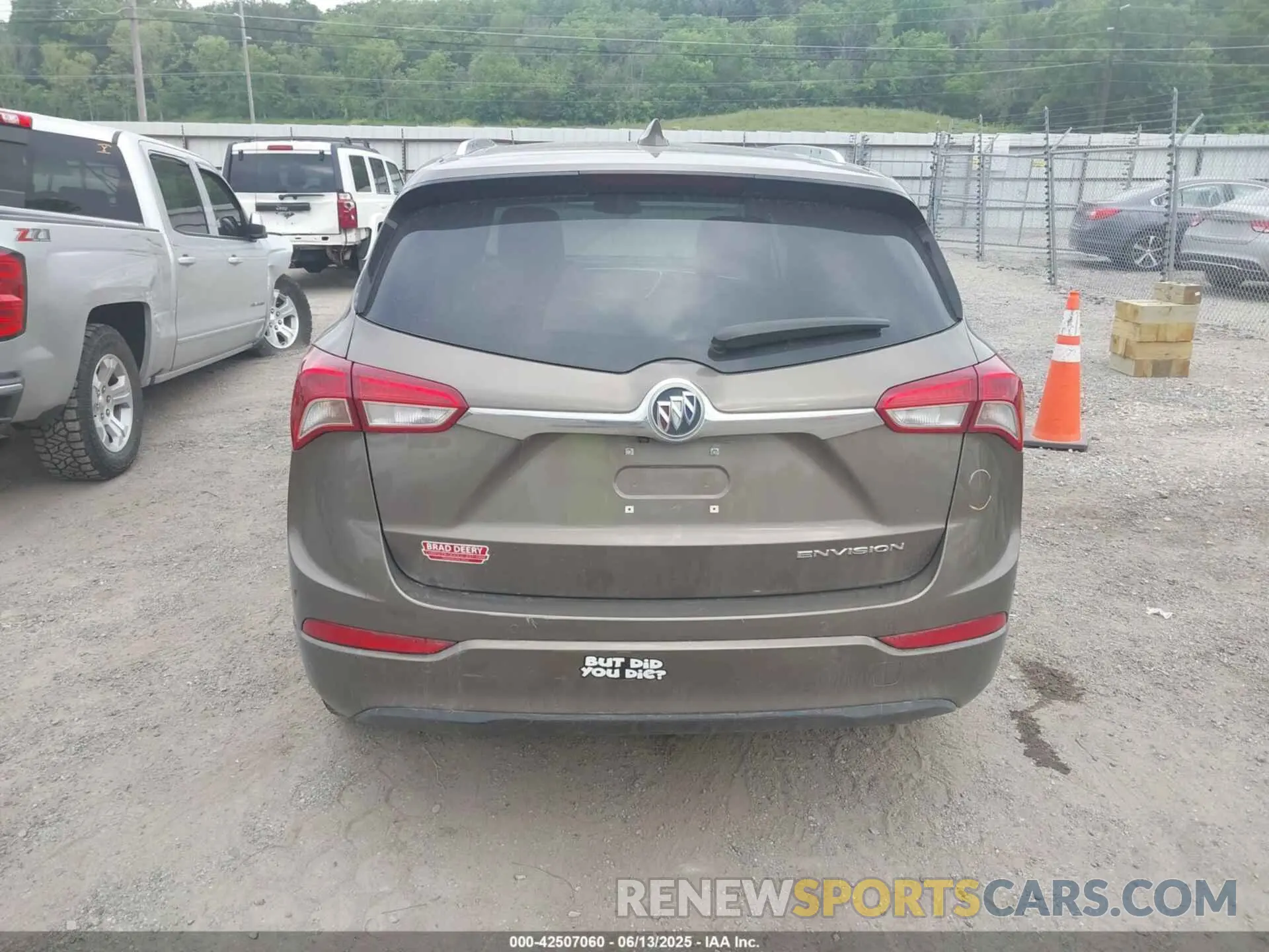 17 Фотография поврежденного автомобиля LRBFXCSA2KD090369 BUICK ENVISION 2019