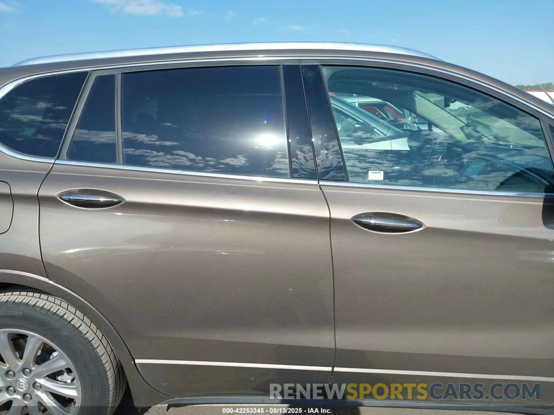 13 Photograph of a damaged car LRBFXCSA3KD026518 BUICK ENVISION 2019