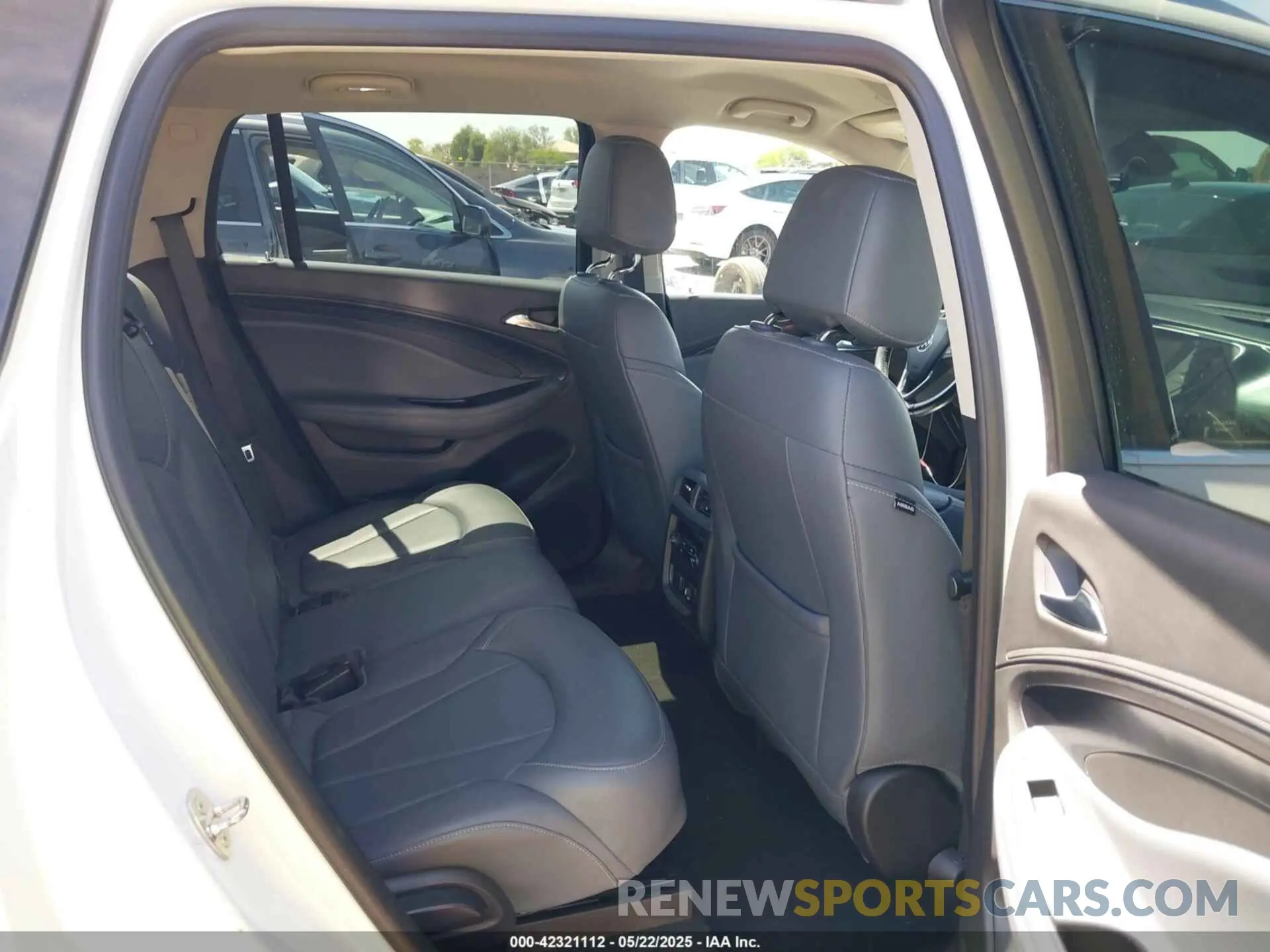 8 Photograph of a damaged car LRBFXCSA3KD030942 BUICK ENVISION 2019