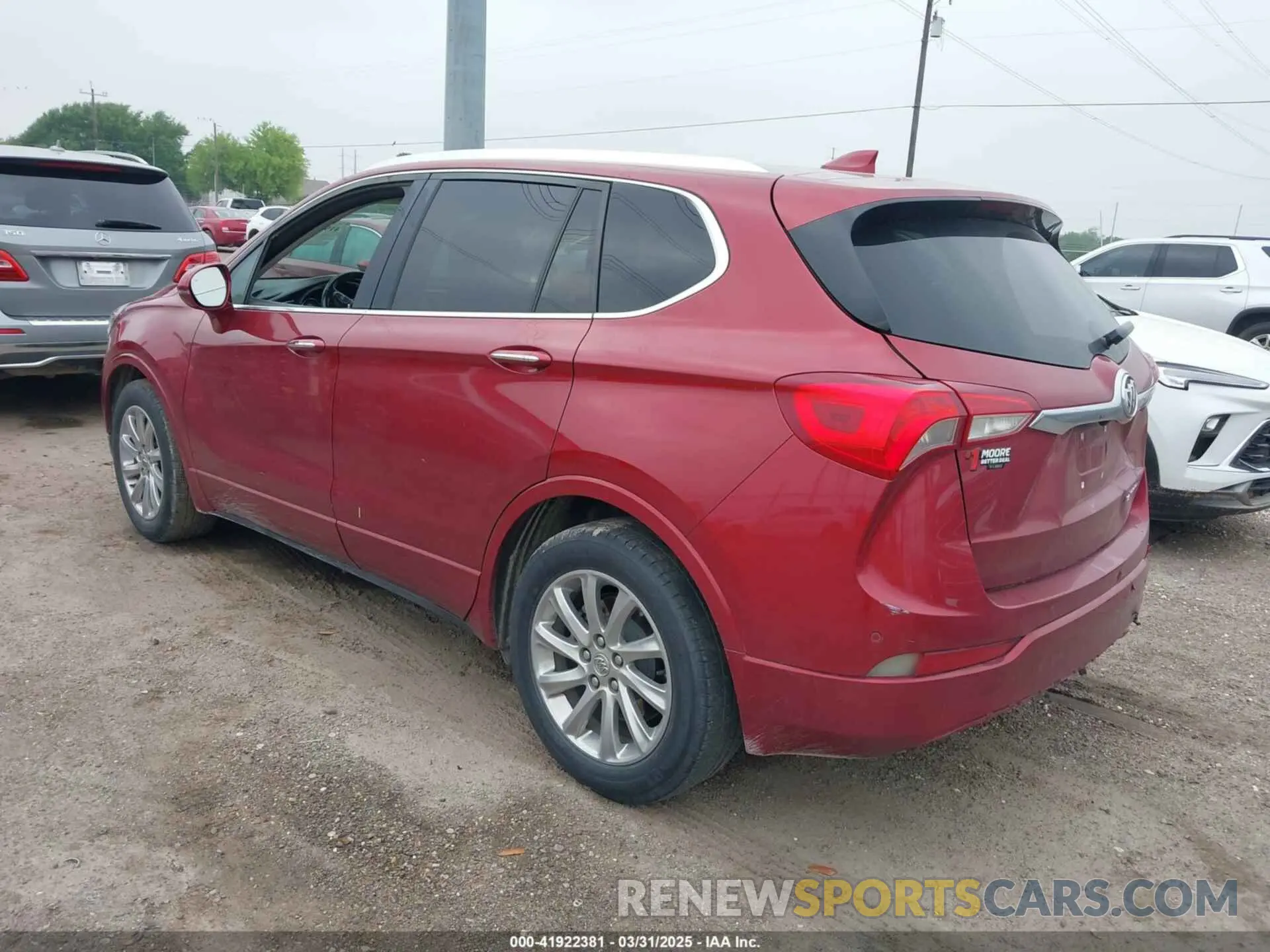 3 Фотография поврежденного автомобиля LRBFXCSA4KD017469 BUICK ENVISION 2019