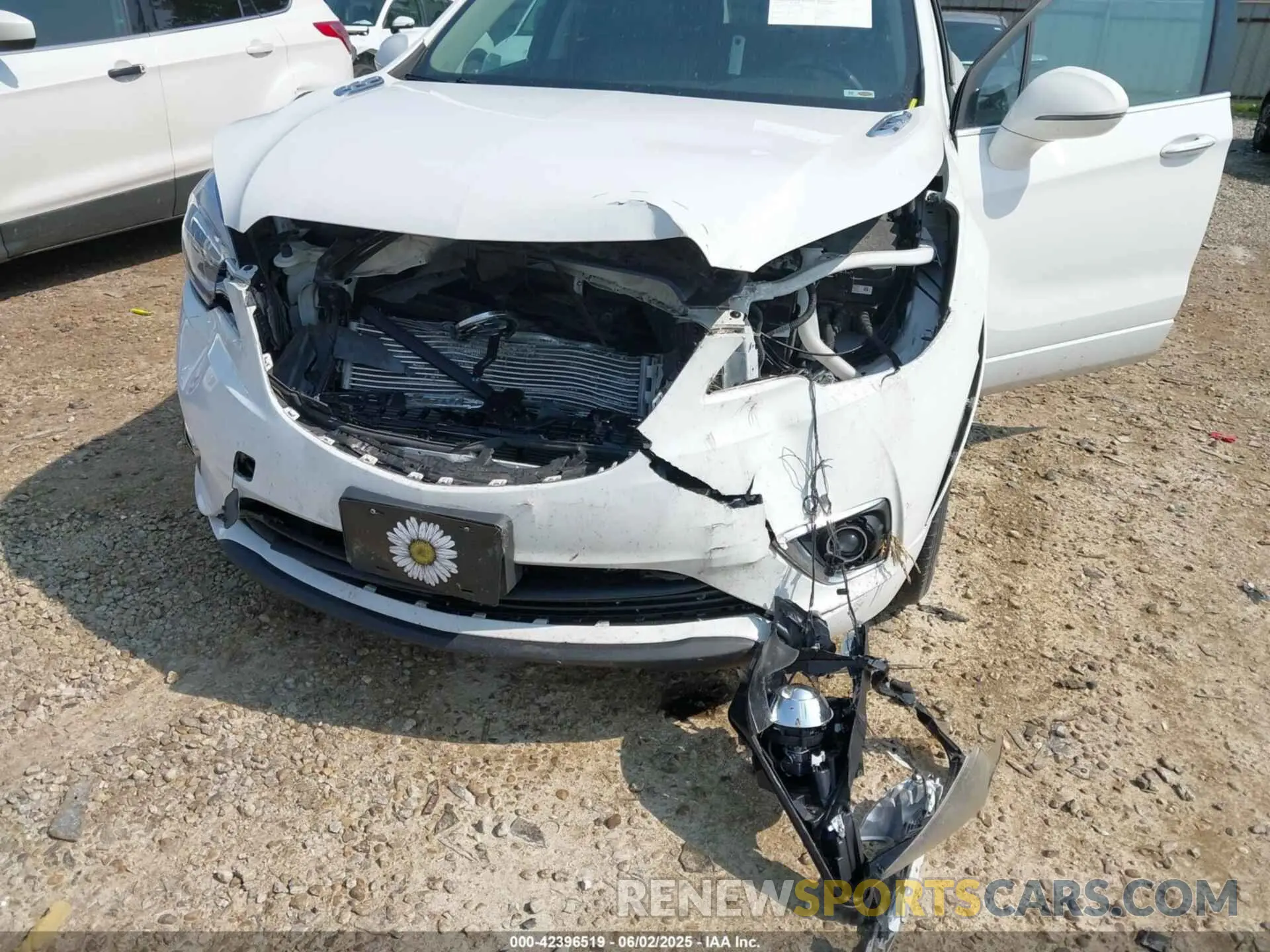 6 Photograph of a damaged car LRBFXCSA7KD022908 BUICK ENVISION 2019