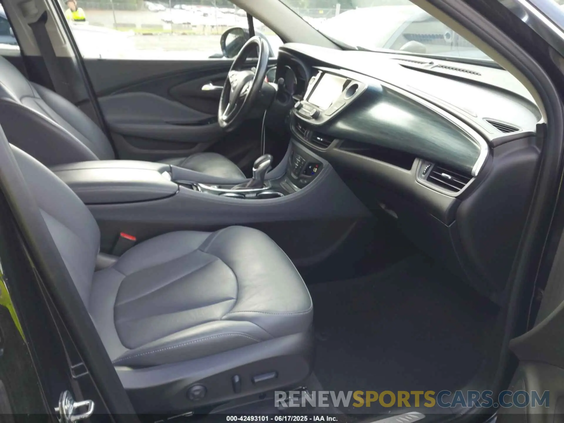 5 Photograph of a damaged car LRBFXCSA7KD031897 BUICK ENVISION 2019