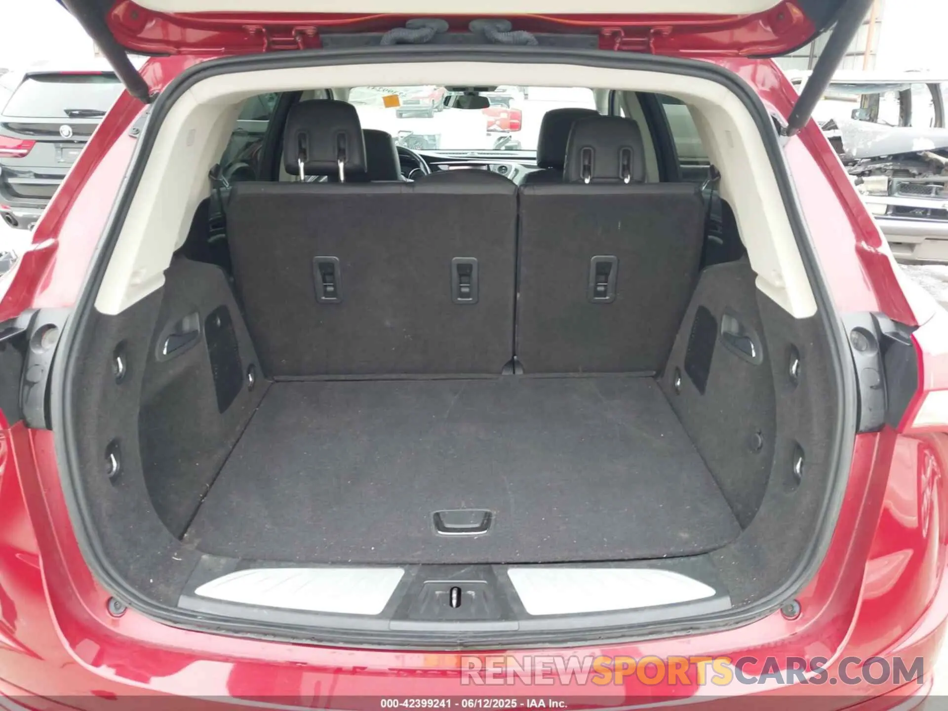 17 Photograph of a damaged car LRBFXCSA8KD142698 BUICK ENVISION 2019