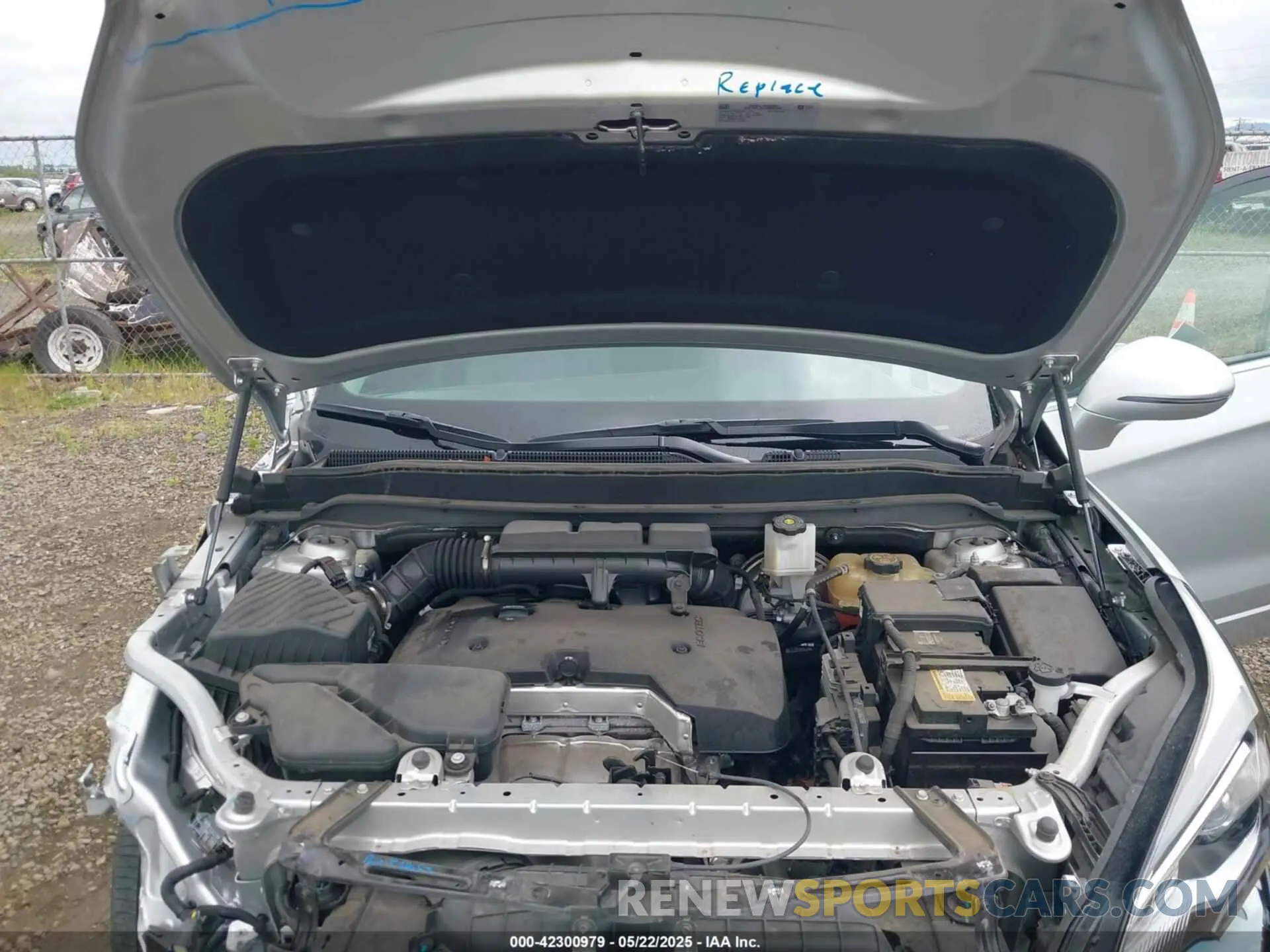 10 Photograph of a damaged car LRBFXCSA9KD038561 BUICK ENVISION 2019